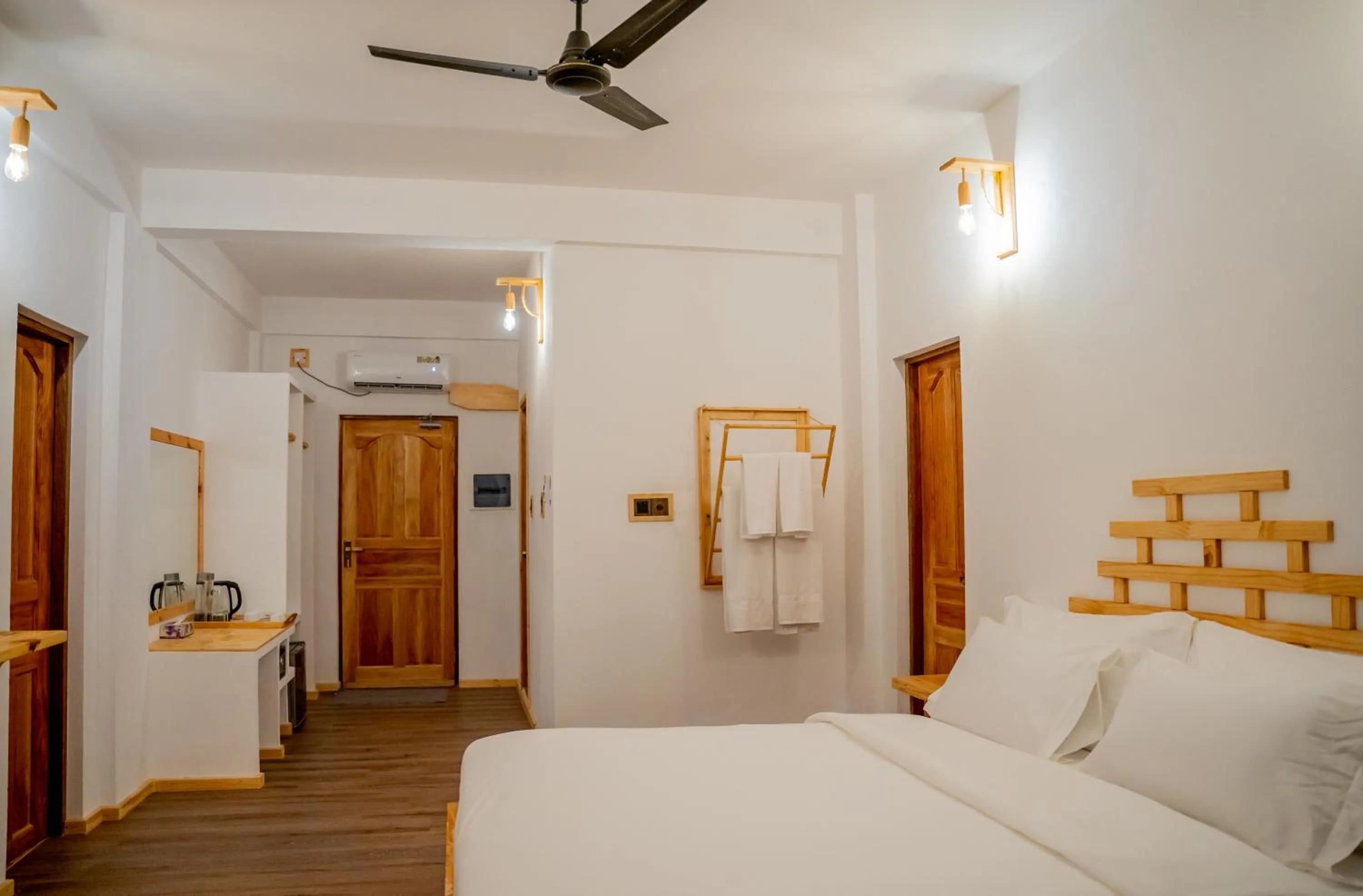 Bed in Manta Sea View Himandhoo