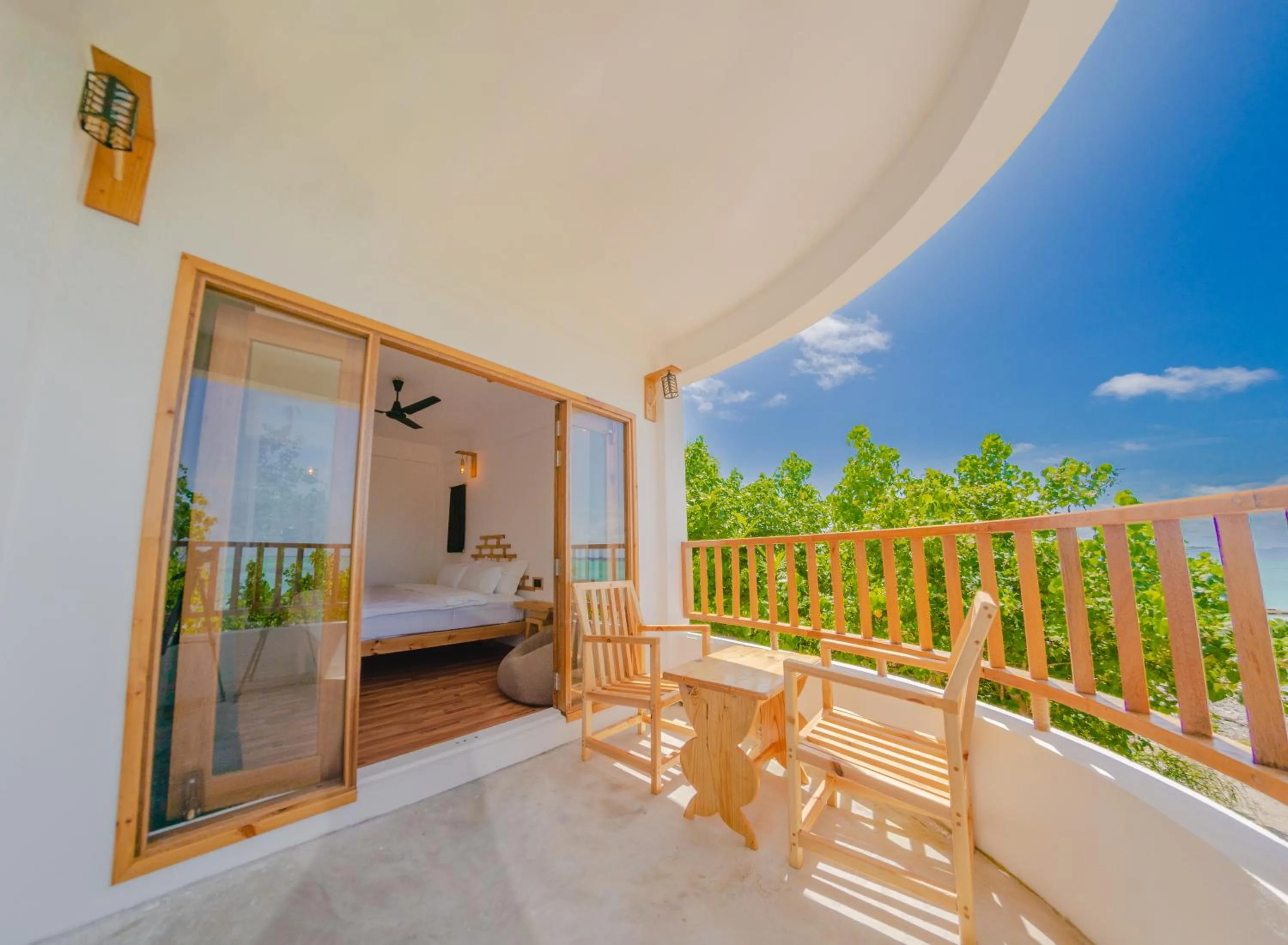 Patio, Bed in Manta Sea View Himandhoo