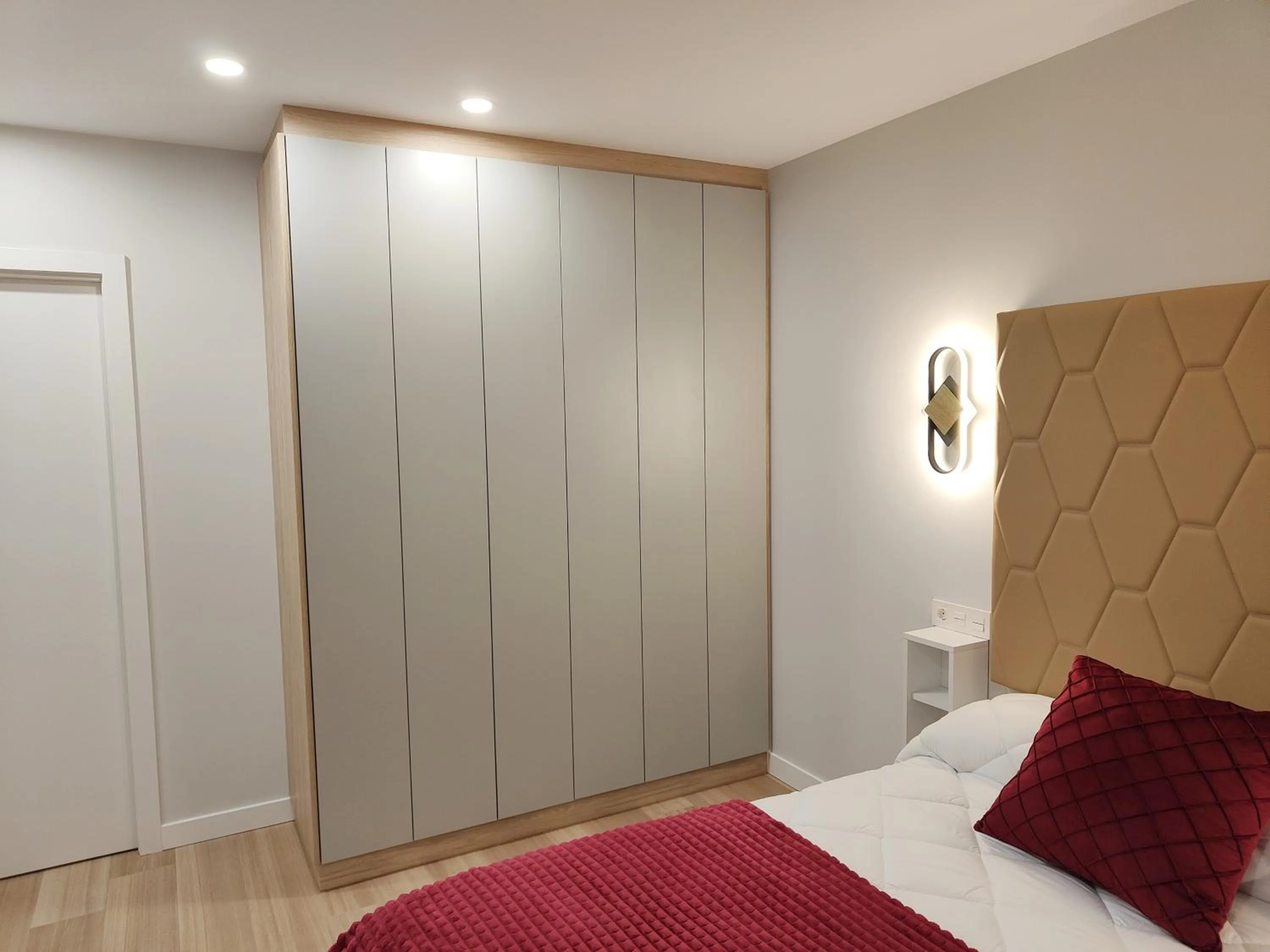 Bed in Apartamentos Centro Oviedo Caveda