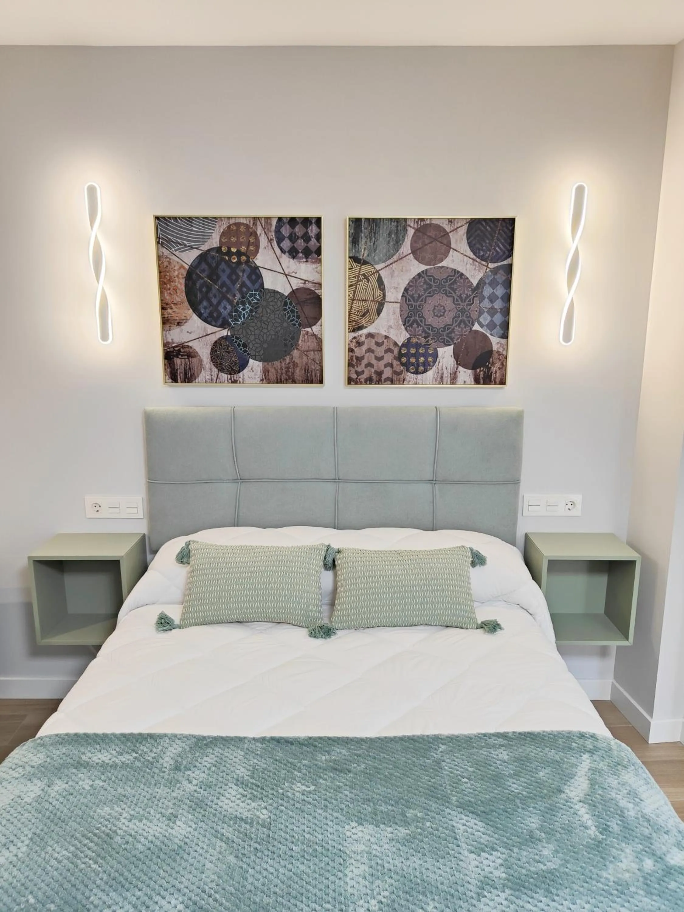 Bed in Apartamentos Centro Oviedo Caveda