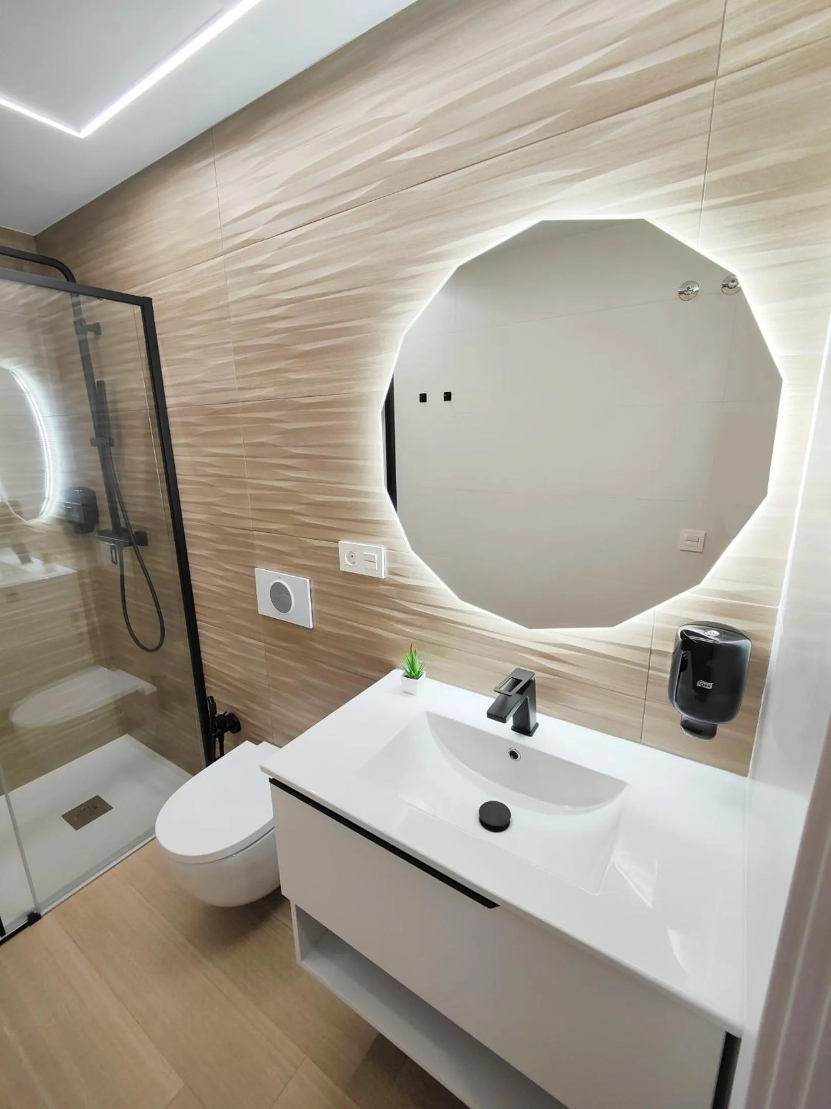 Toilet in Apartamentos Centro Oviedo Caveda