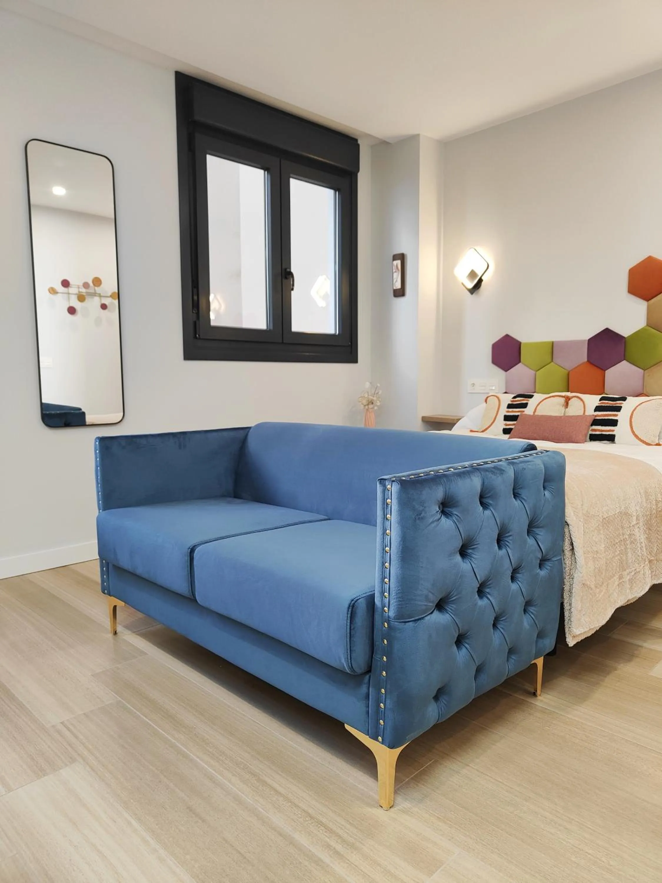 Living room, Bed in Apartamentos Centro Oviedo Caveda