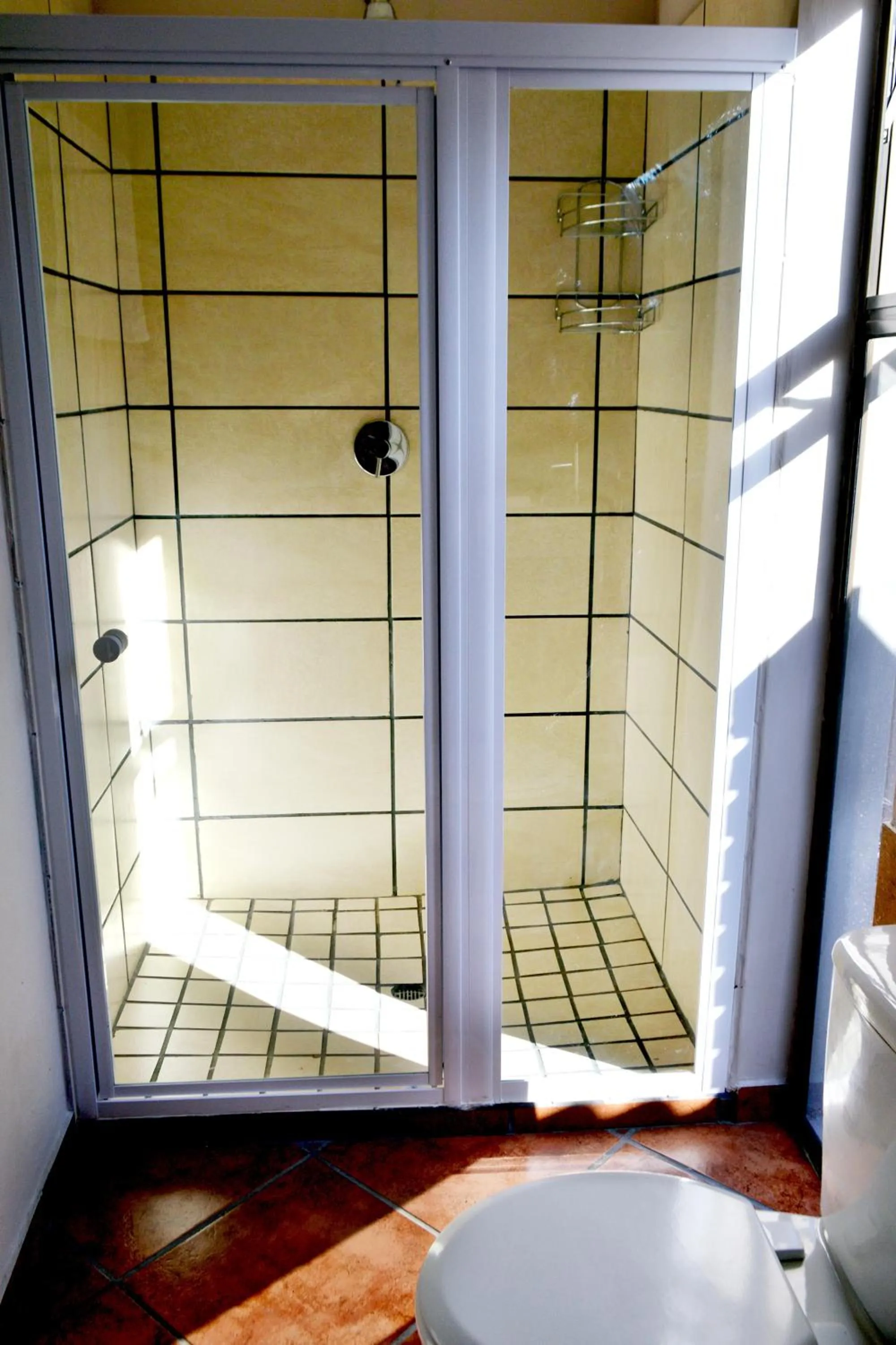 Bathroom in Barnstormers Rest