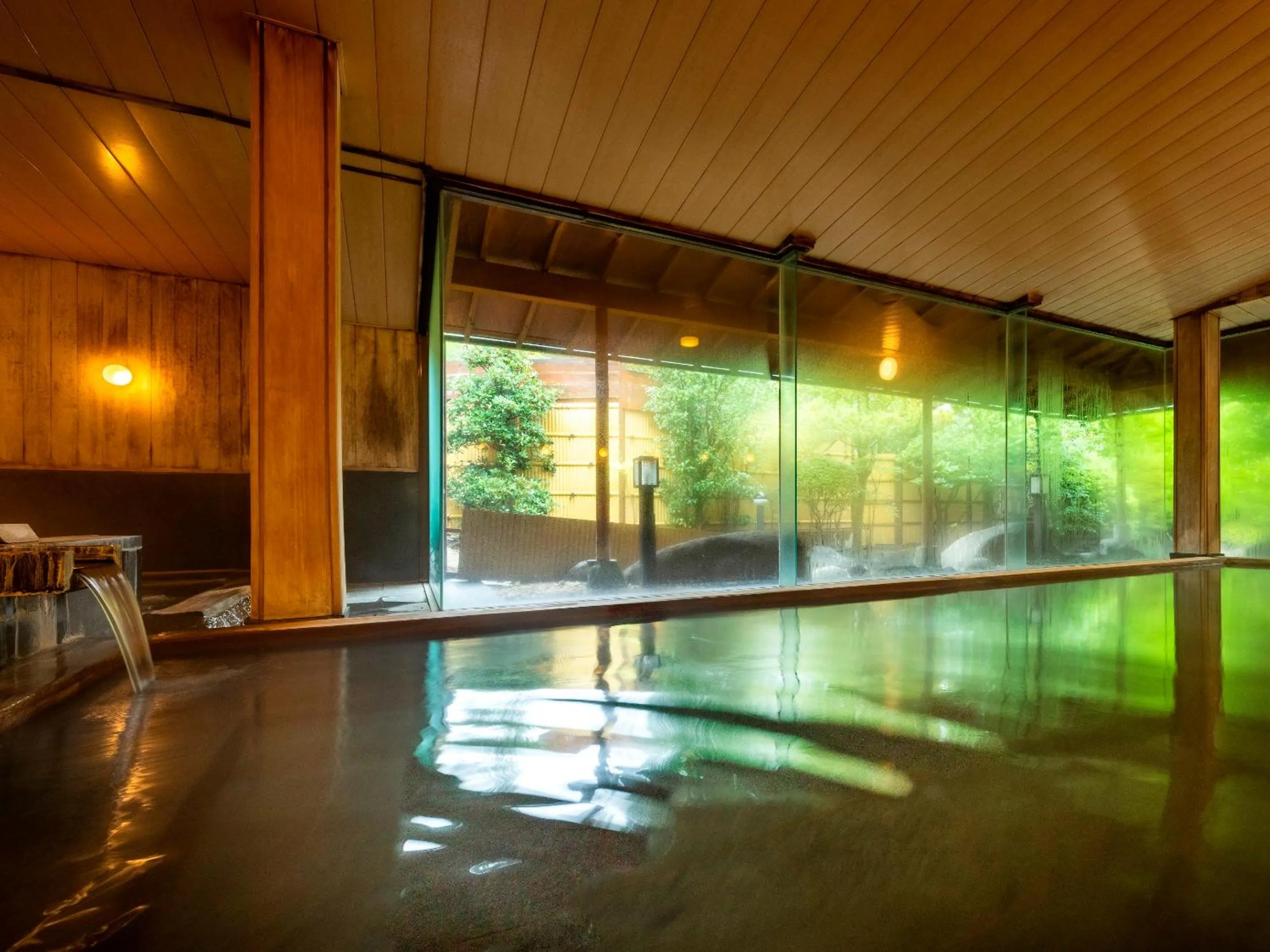 Hot Spring Bath in Hotel Sunvalley Izunagaoka Main Building