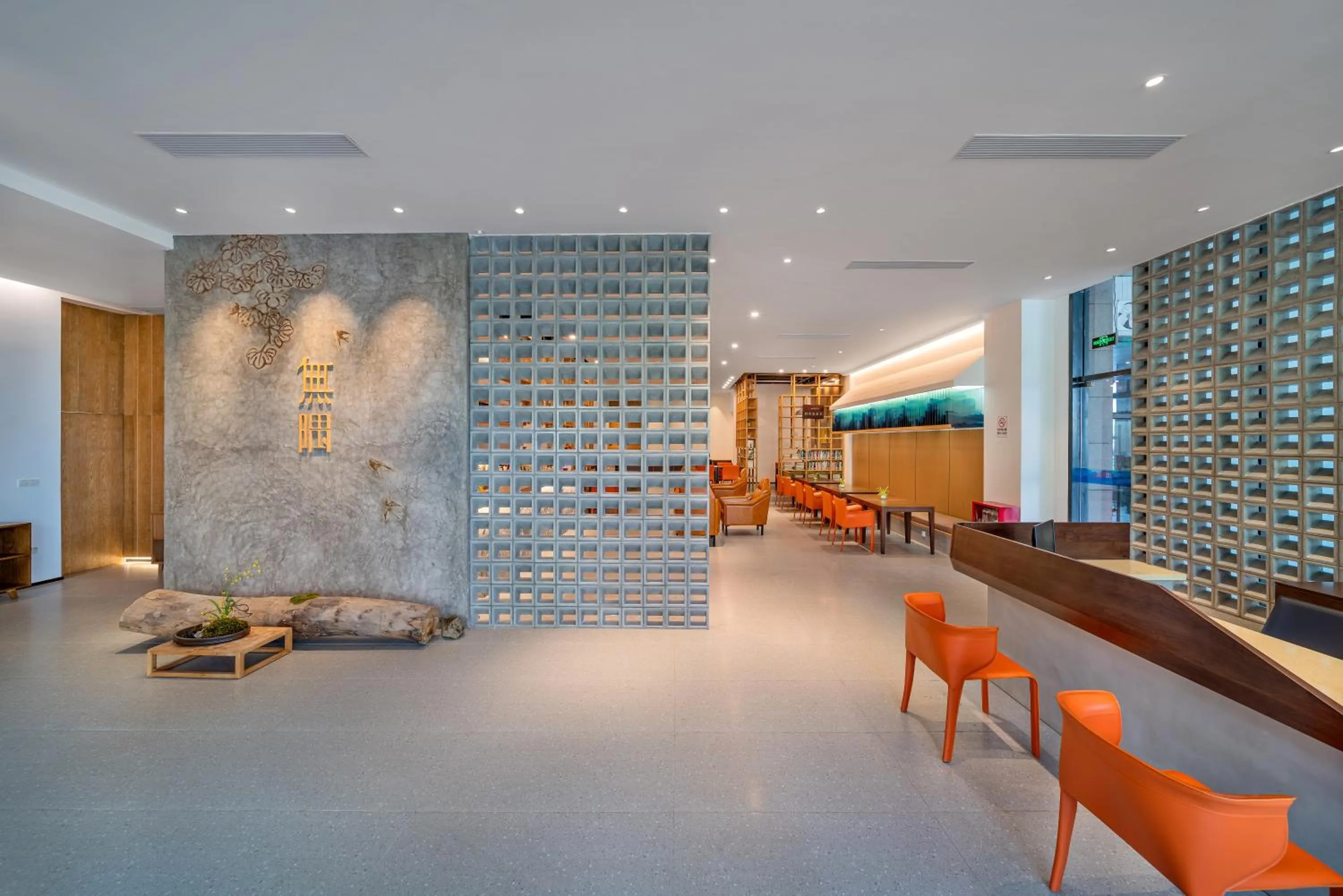 Lobby or reception in Wuyu Hotel Chongqing Southwest University & Jialing Riverside