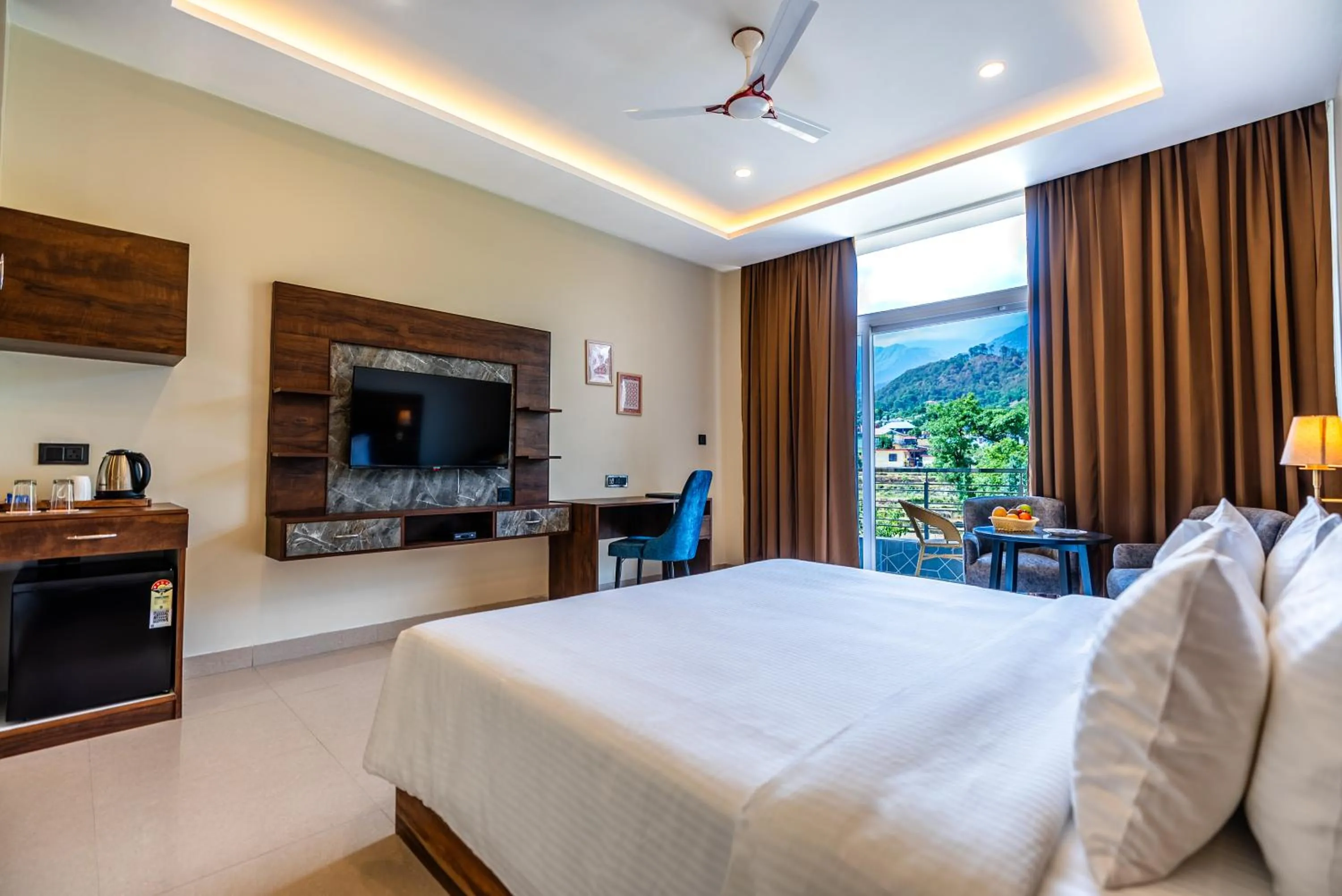 View (from property/room), Bed in Aotel by Clarks Inn Palampur