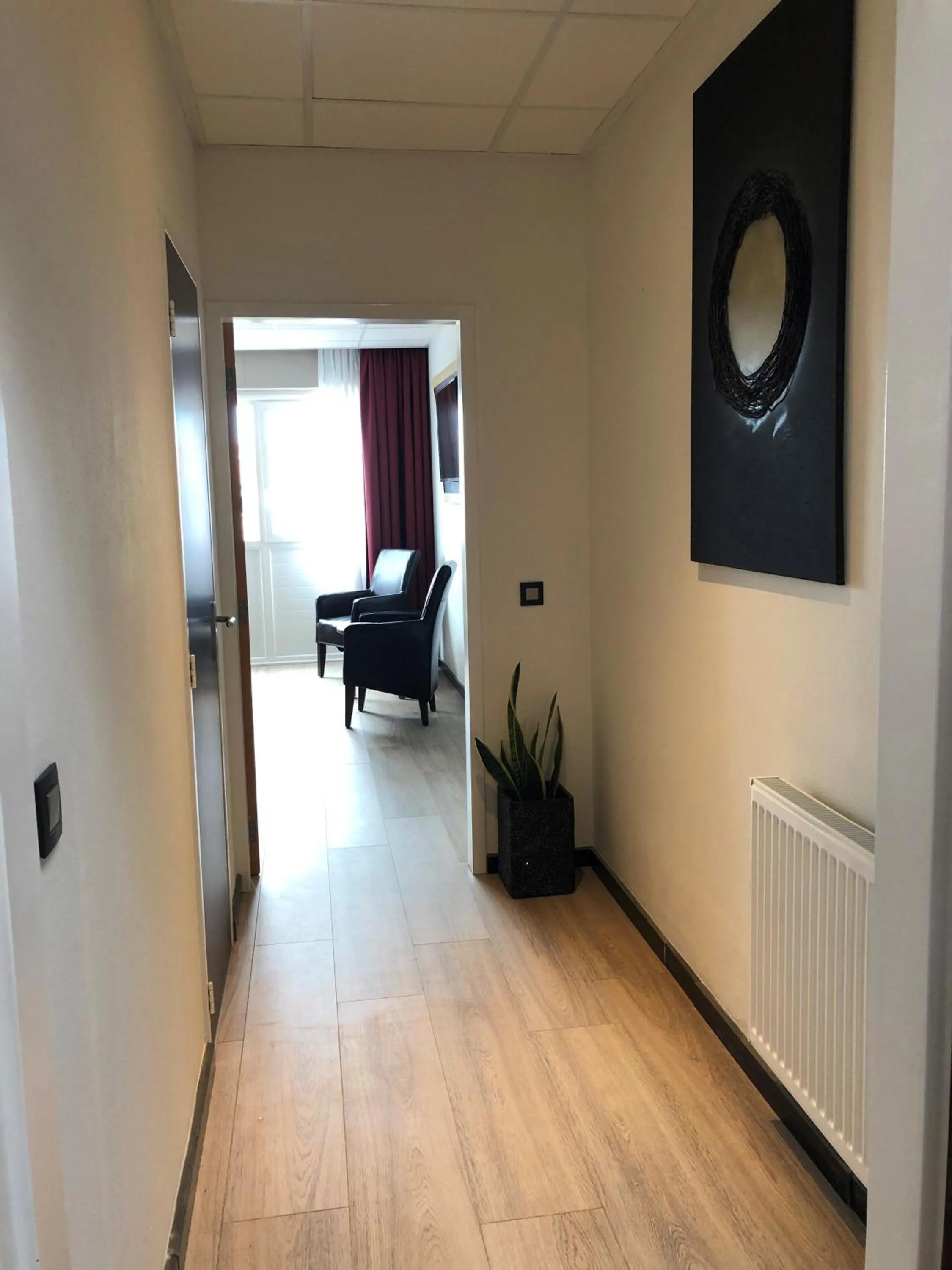 Seating area in Hotel Rooms