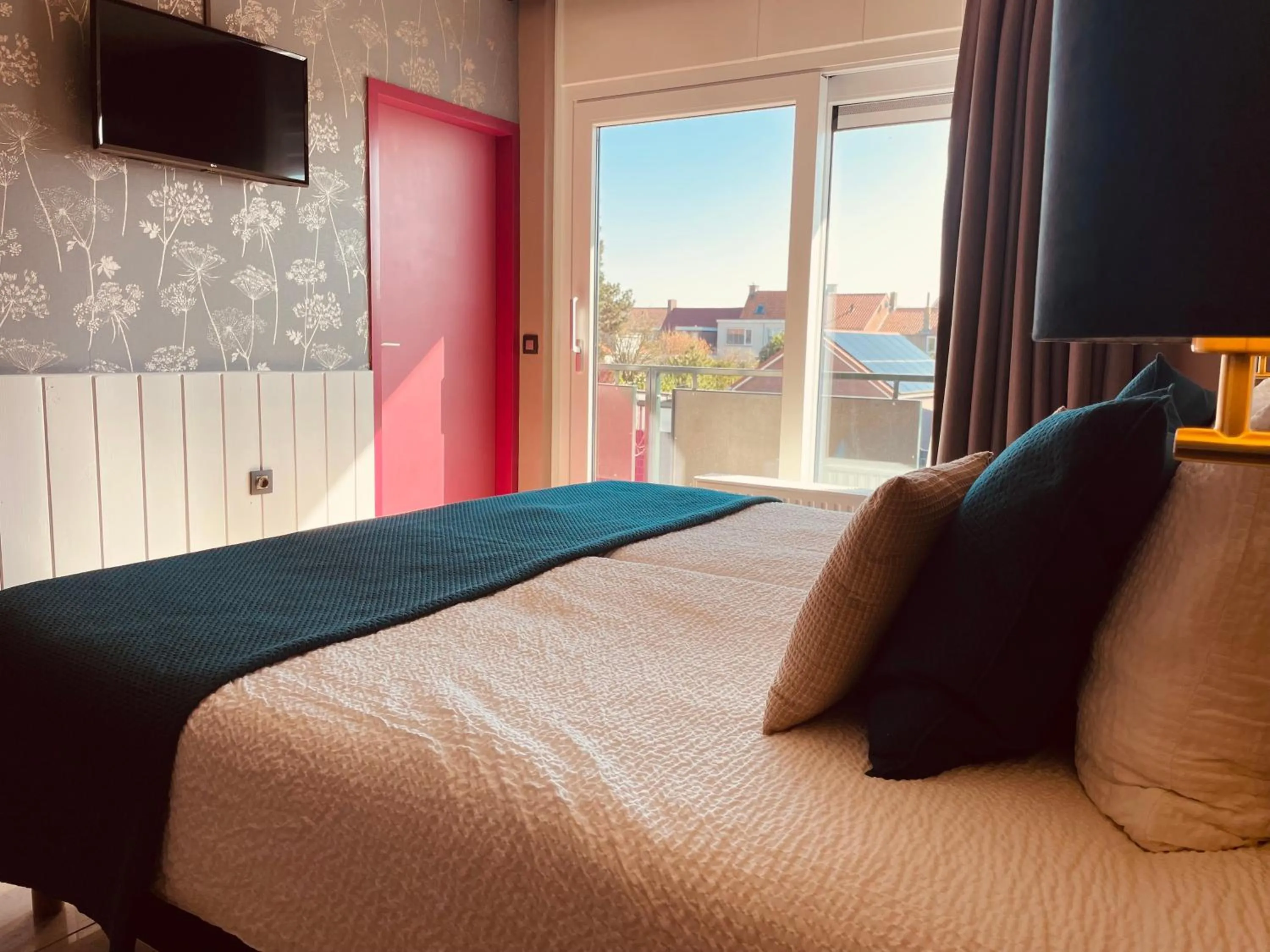 Bed in Hotel Rooms