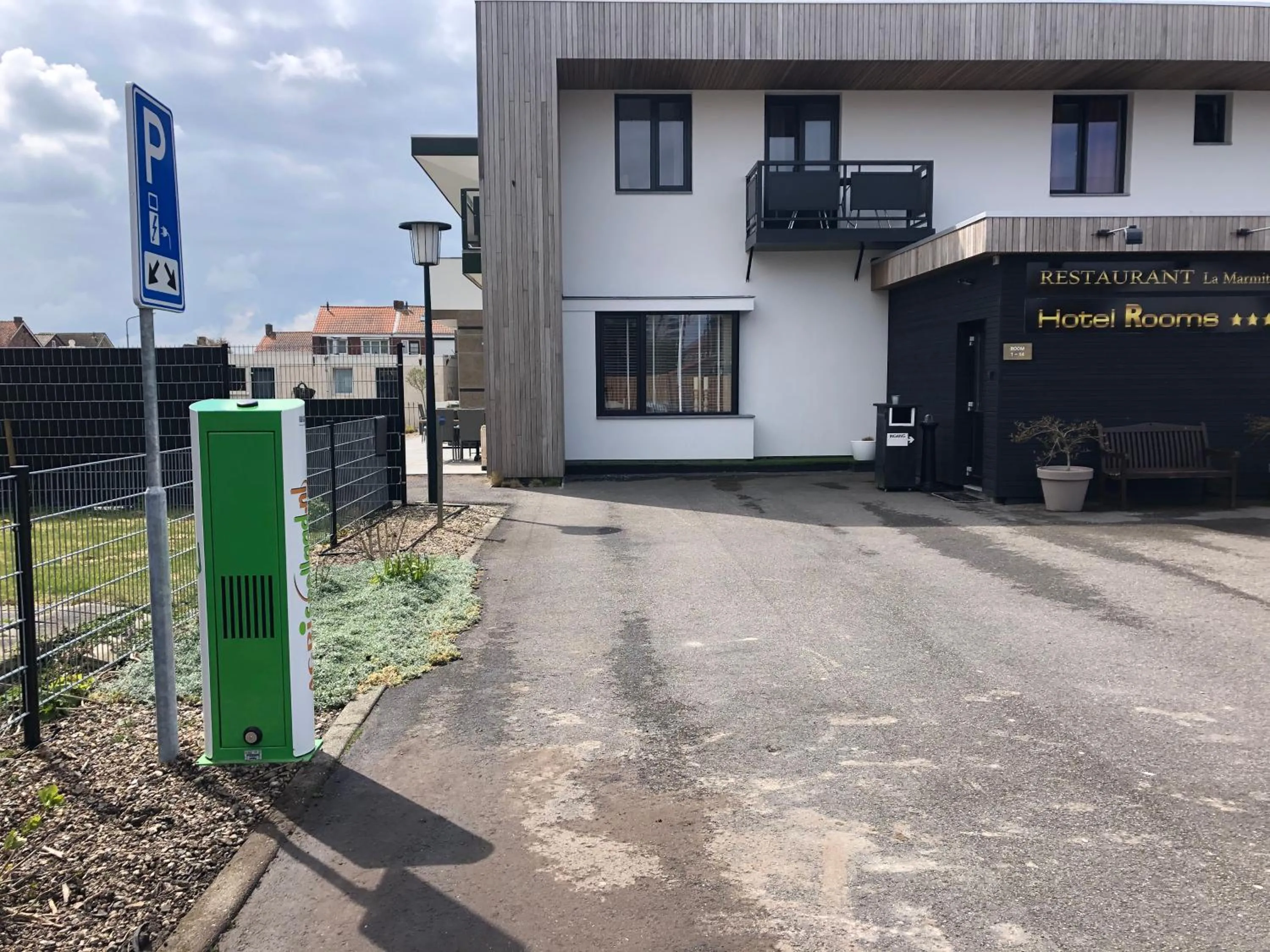 Parking in Hotel Rooms
