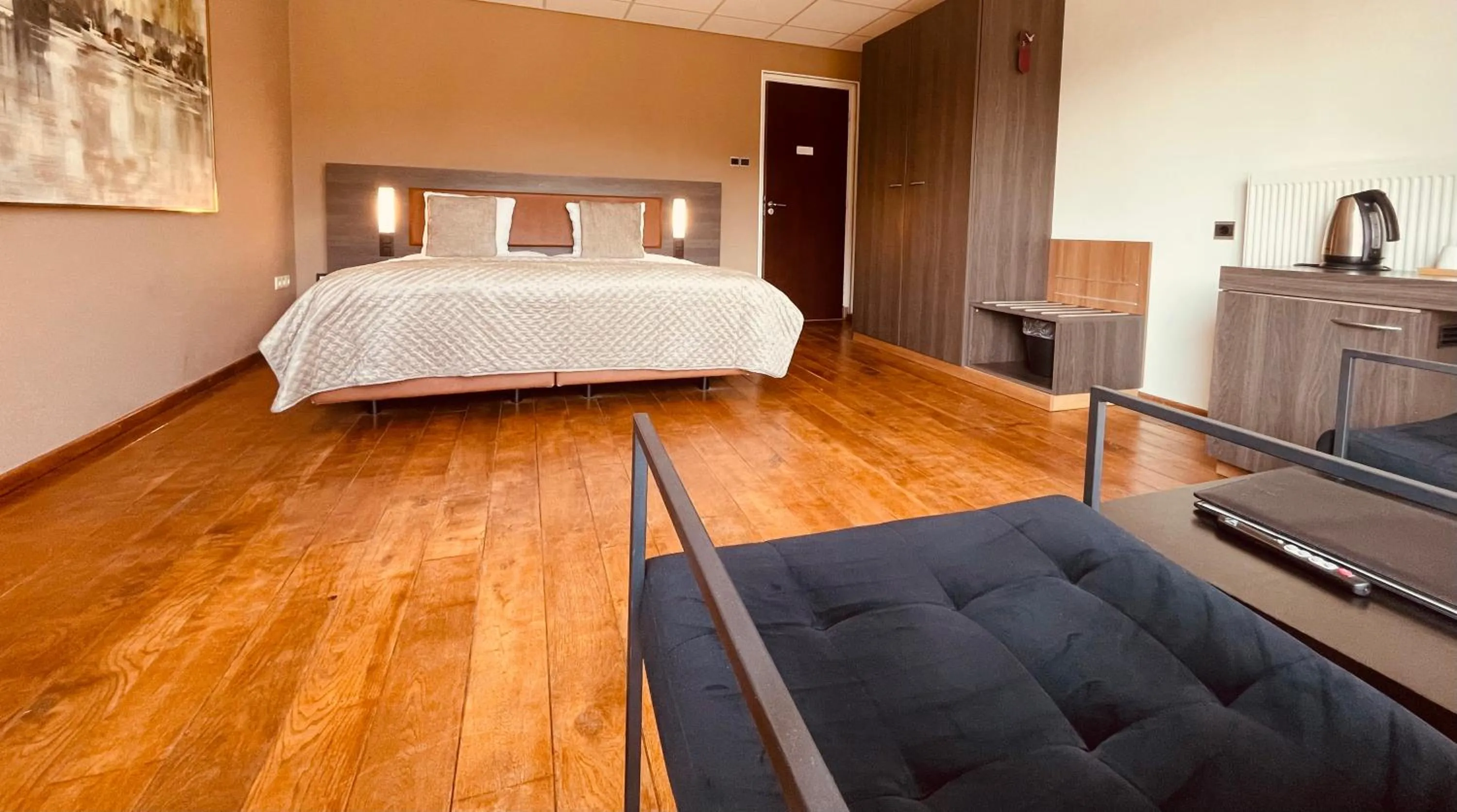 Bed in Hotel Rooms