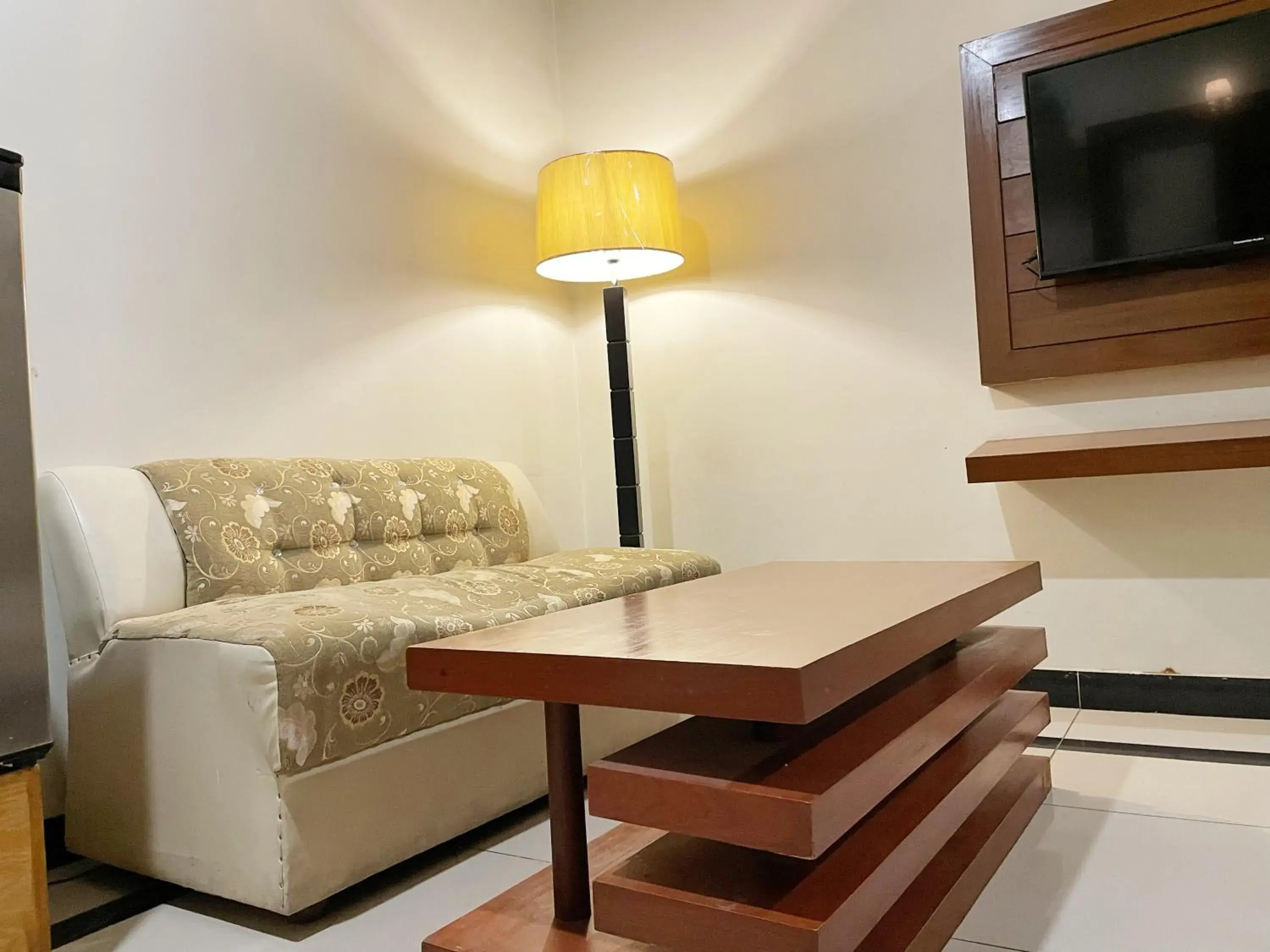 Seating area in The Grand Hotel Multan Seating area in The Grand Hotel Multan