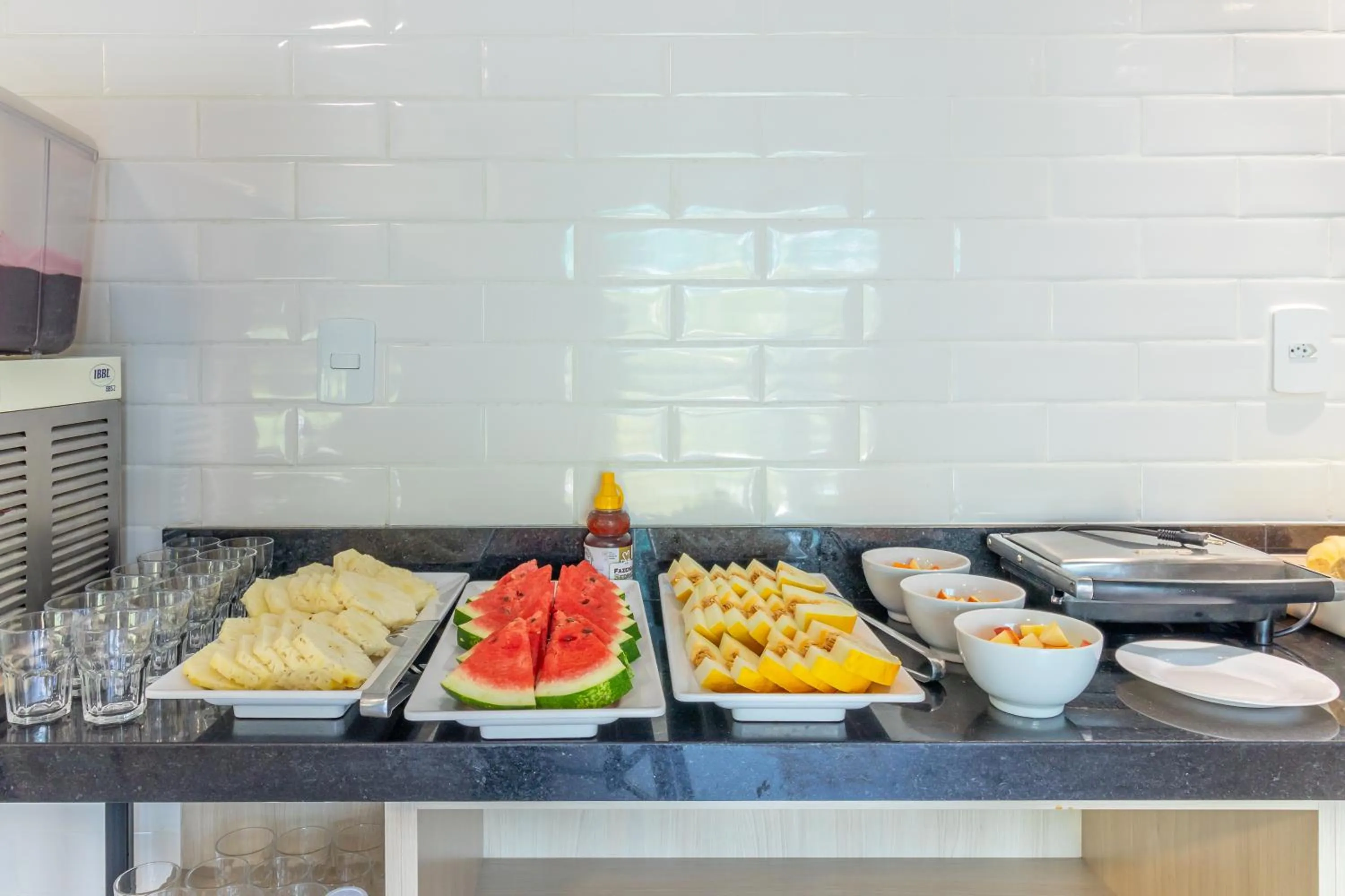 Food and drinks in Hotel Los Angeles