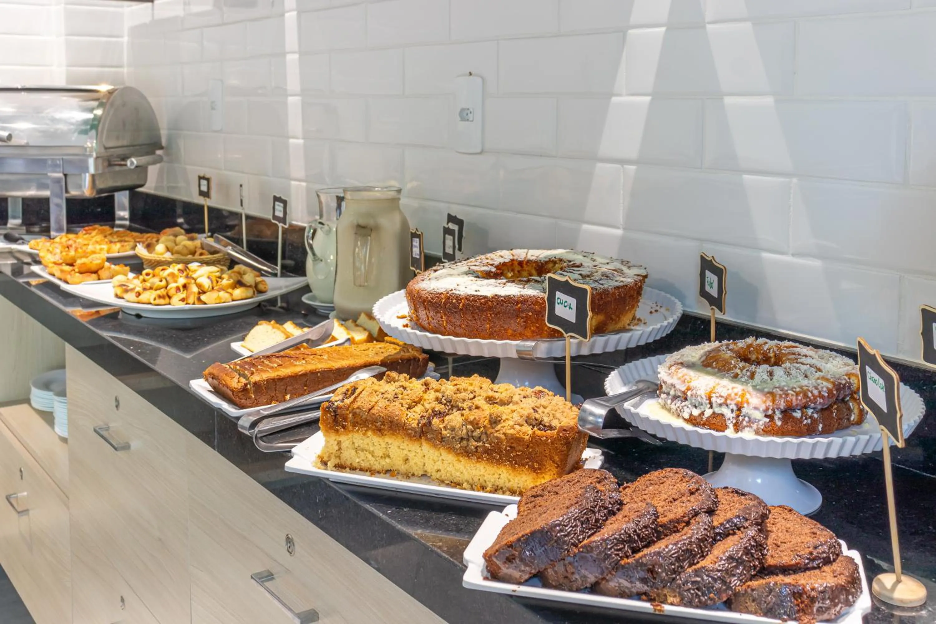 Food and drinks in Hotel Los Angeles