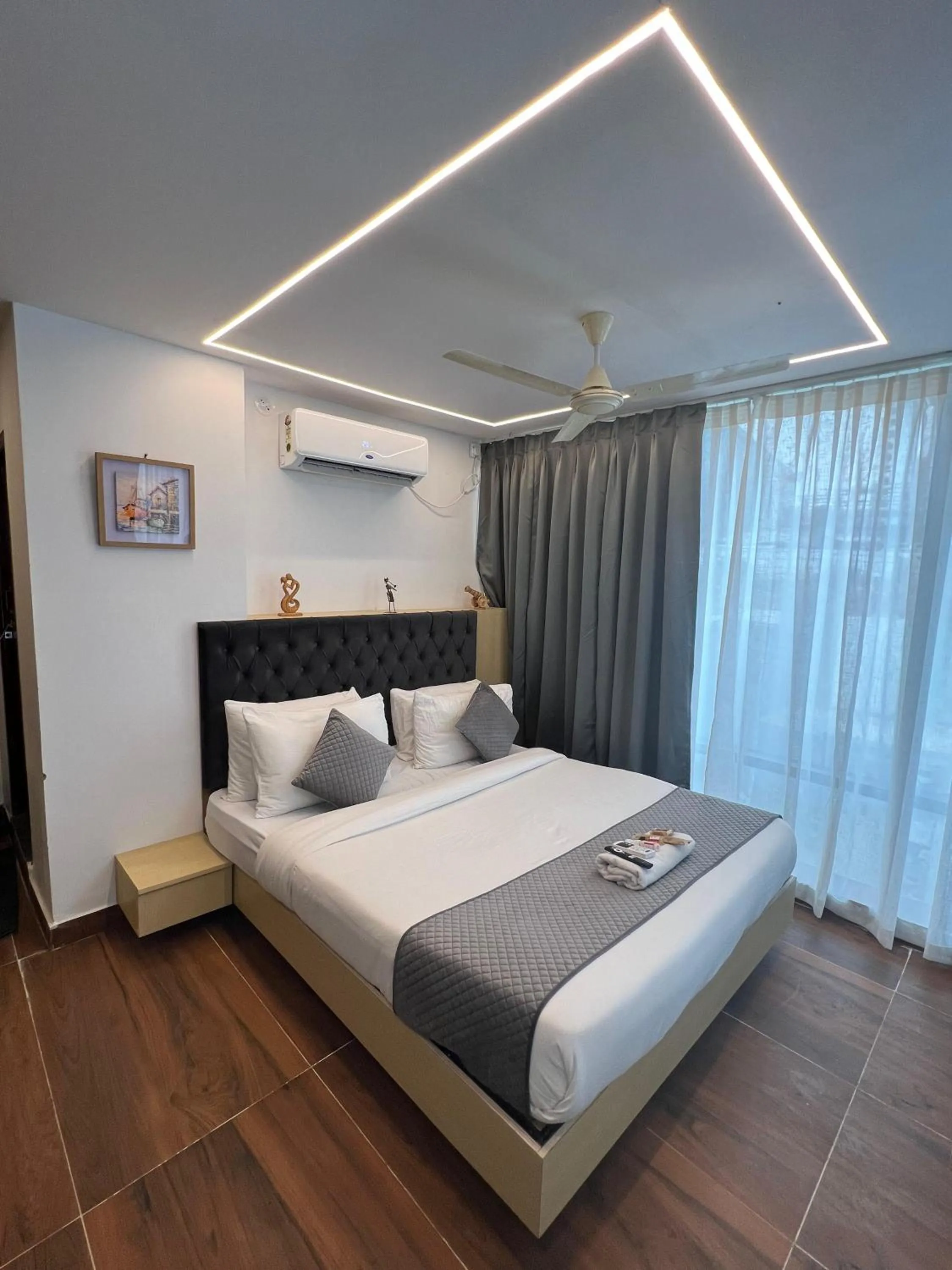 Bedroom, Bed in Wild Wings Premium Hotel