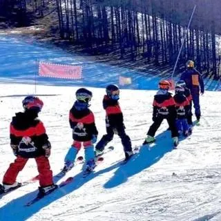 Skiing in HOTEL LA NIGRITELLA