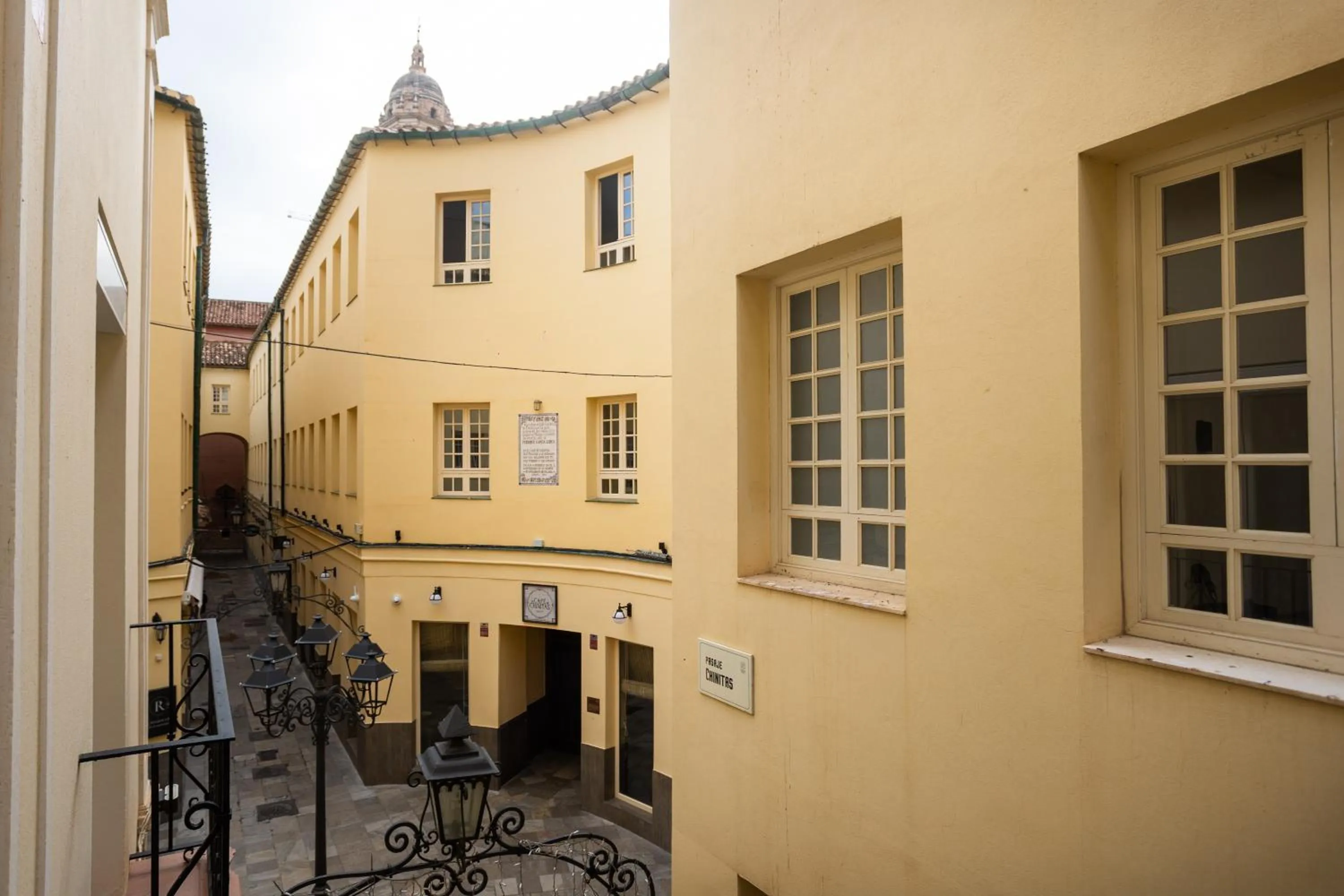 Balcony/Terrace in Chinitas Urban Rooms