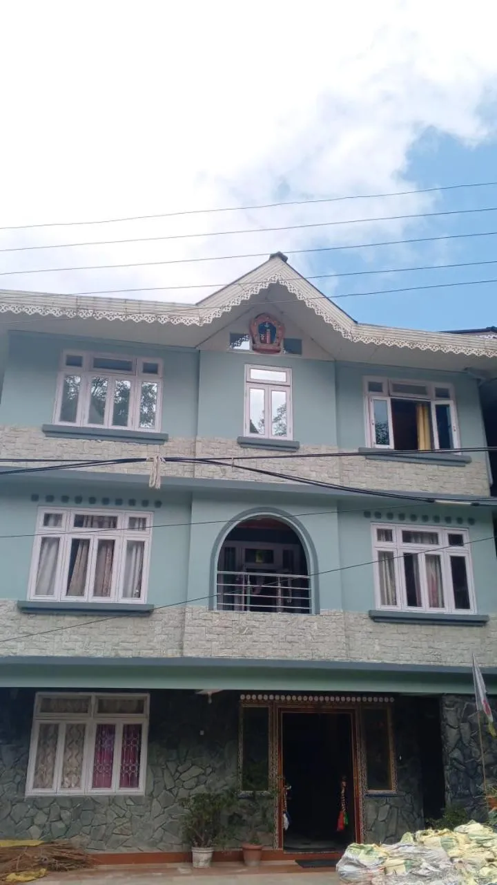 Property building in Hotel Happy Home