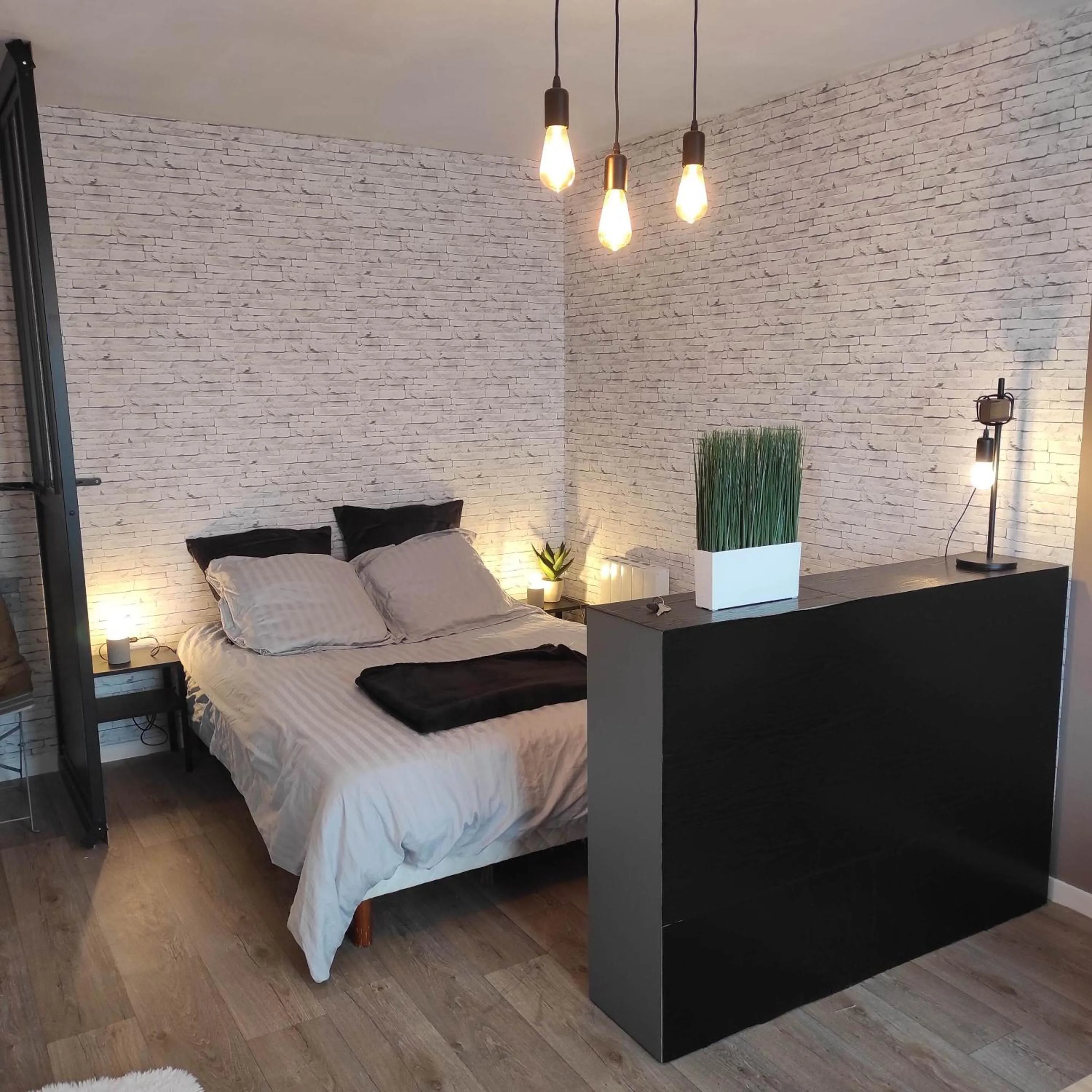 Bedroom, Bed in Studio Cosy Elancourt, Les terrasses d'Héricé