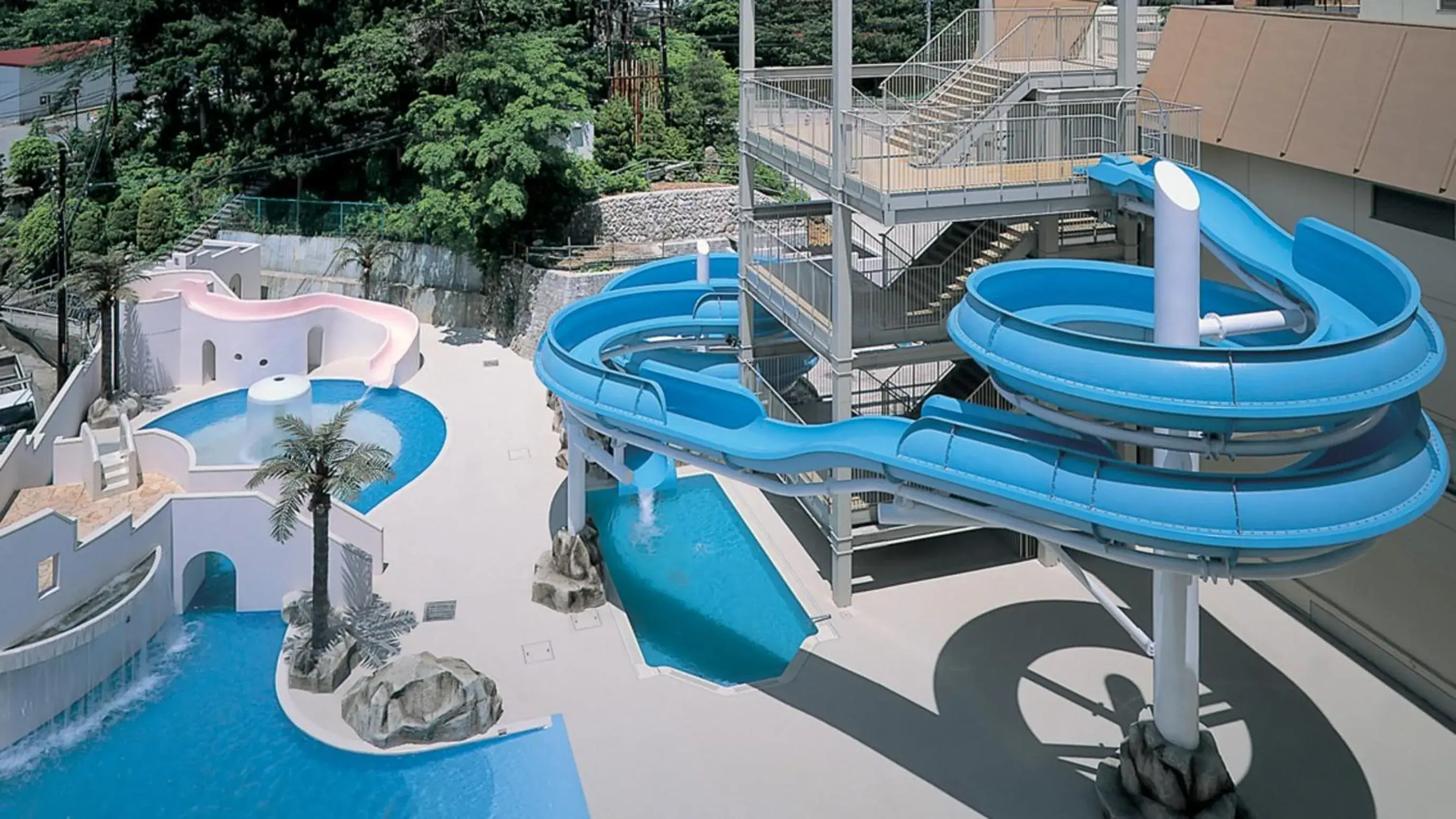 Swimming pool in Hotel Shidotaira Swimming pool in Hotel Shidotaira