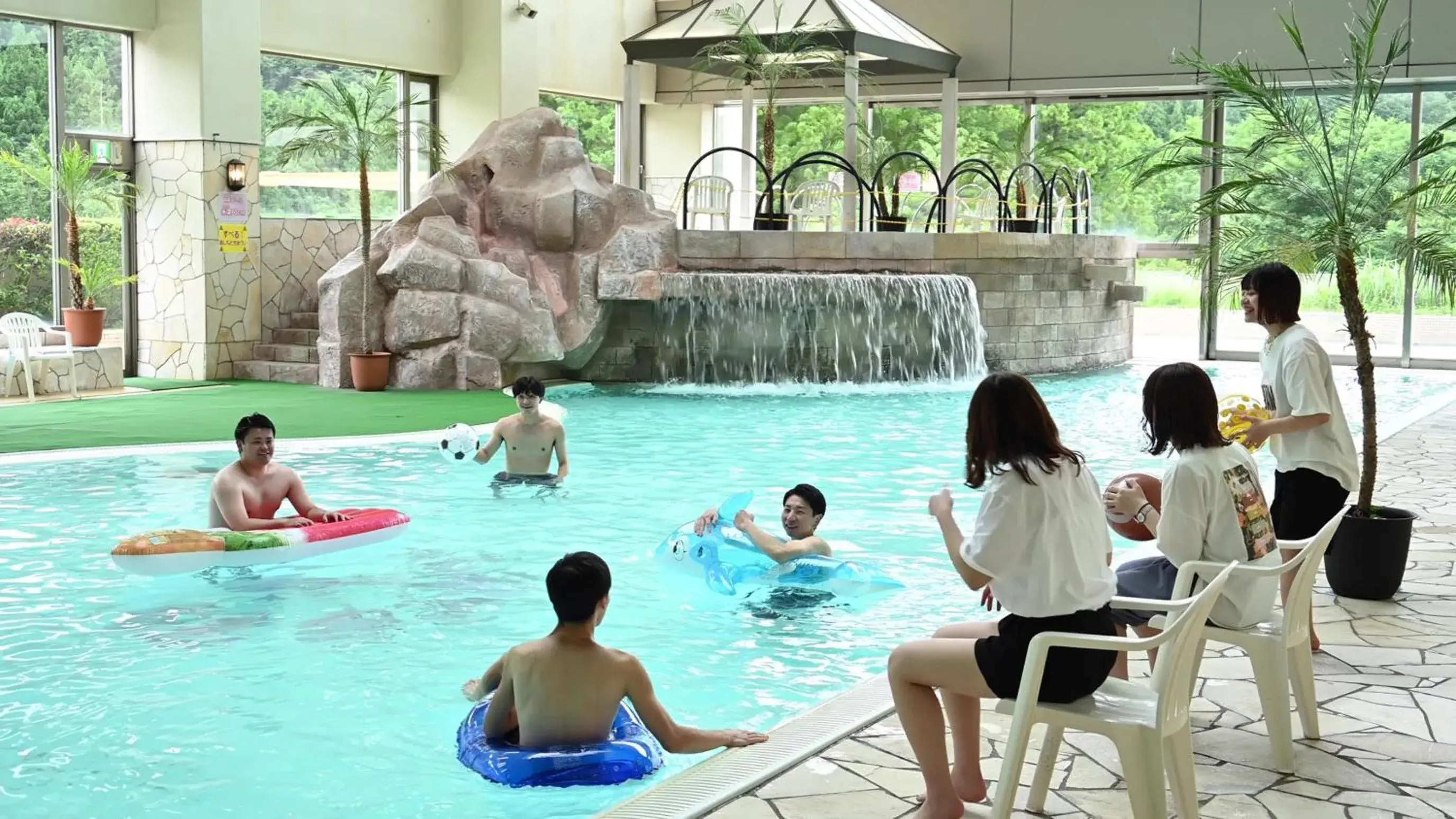 Swimming pool in Hotel Shidotaira Swimming pool in Hotel Shidotaira