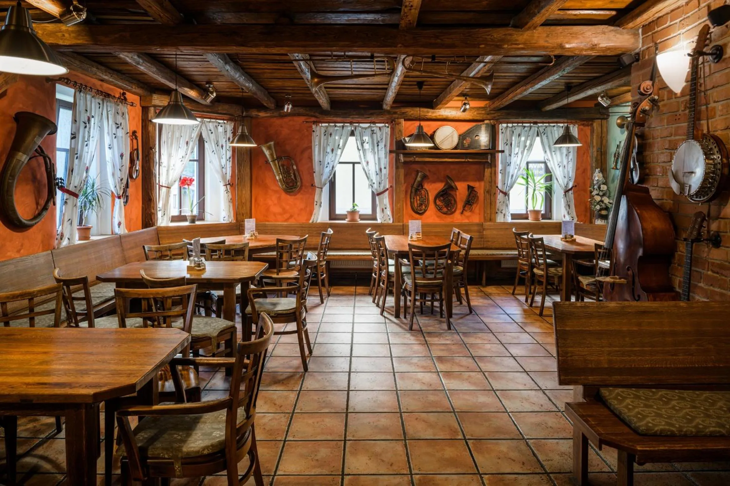 Restaurant/places to eat in Horský Hotel Skiland