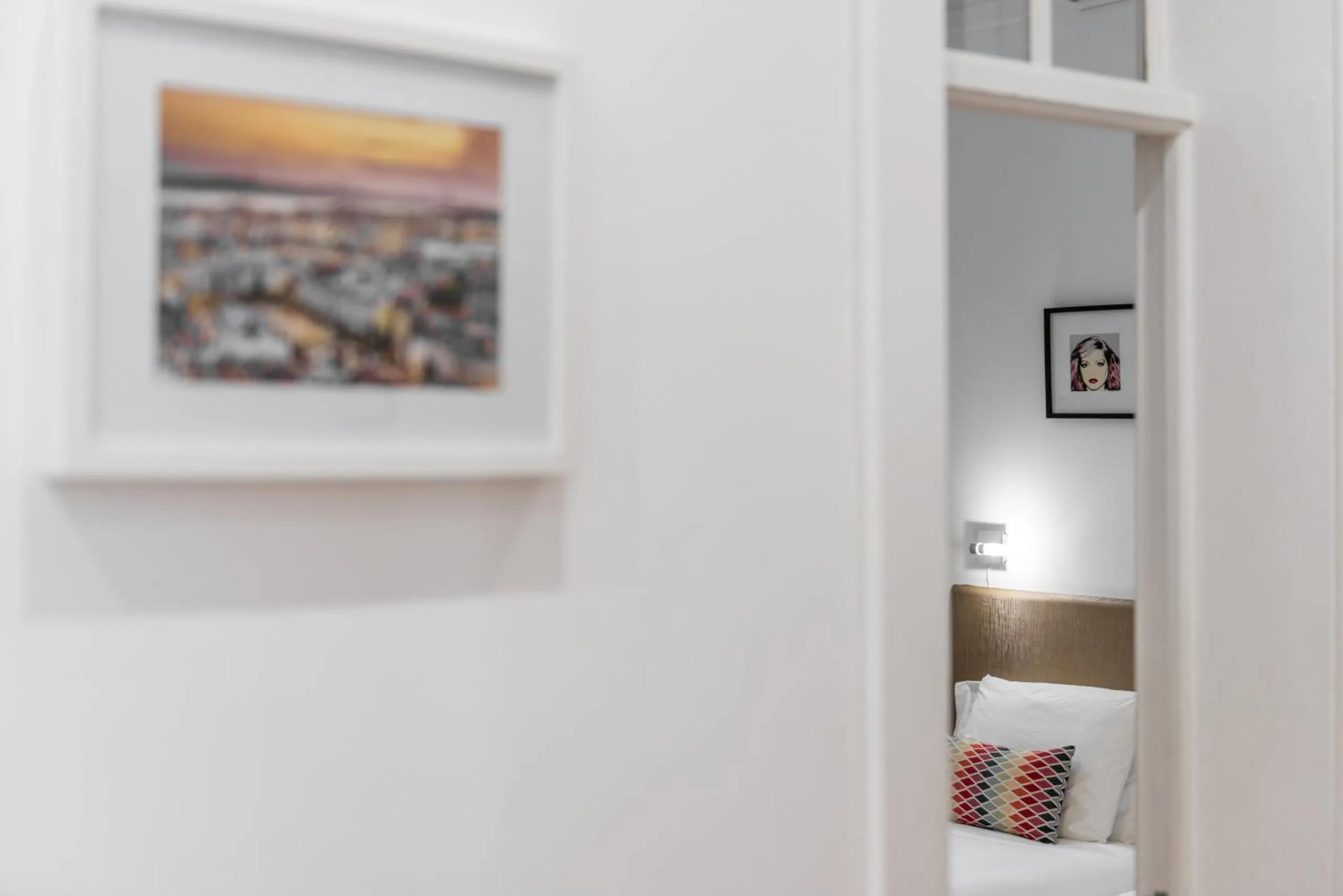 Bed in LV Premier Apartments Baixa- FI