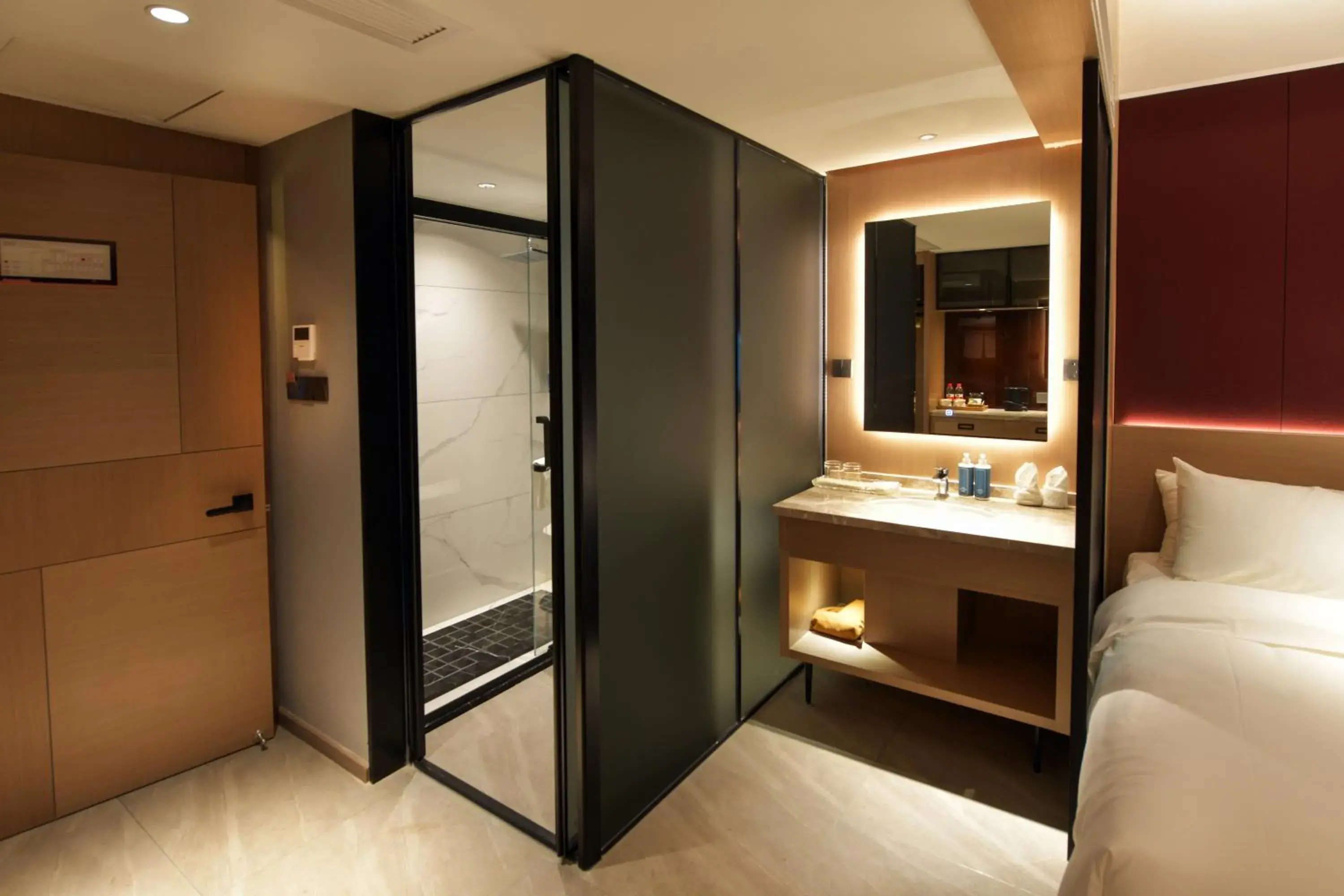 Photo of the whole room in Maison New Century Tongxiang Photo of the whole room in Maison New Century Tongxiang