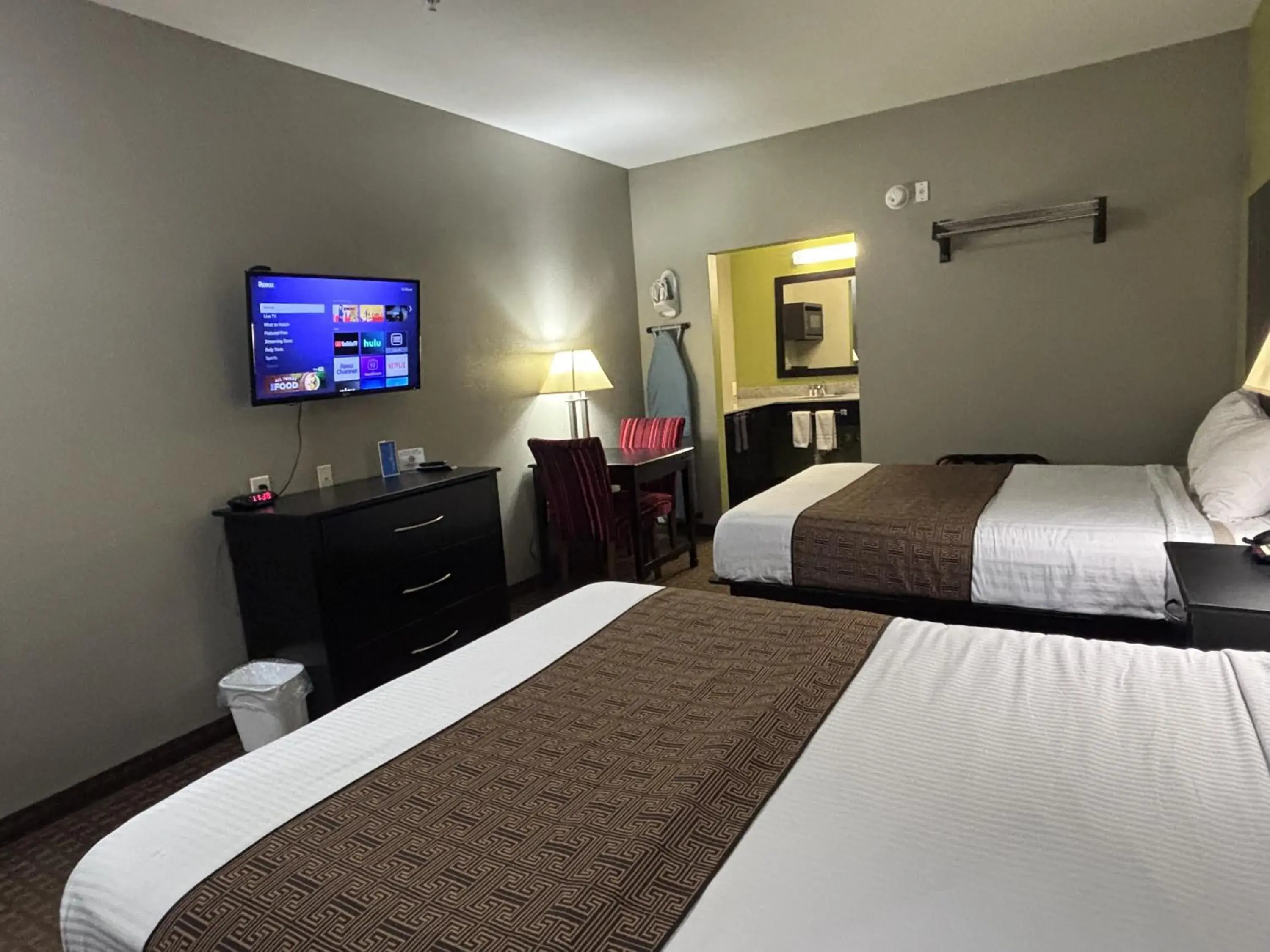 Queen Room with Two Queen Beds - Accessible/Non-Smoking in Rodeway Inn Queen Room with Two Queen Beds - Accessible/Non-Smoking in Rodeway Inn