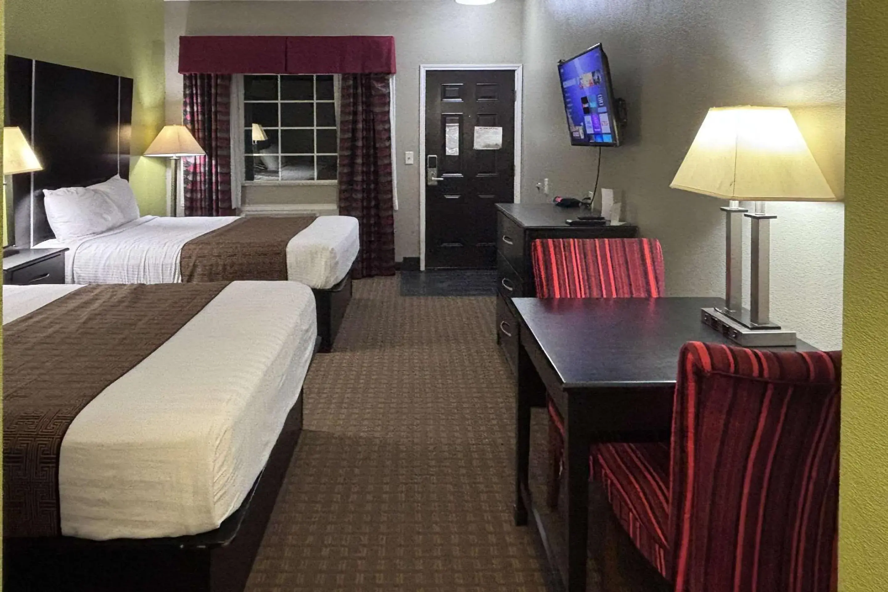 Queen Room with Two Queen Beds - Accessible/Non-Smoking in Rodeway Inn Queen Room with Two Queen Beds - Accessible/Non-Smoking in Rodeway Inn