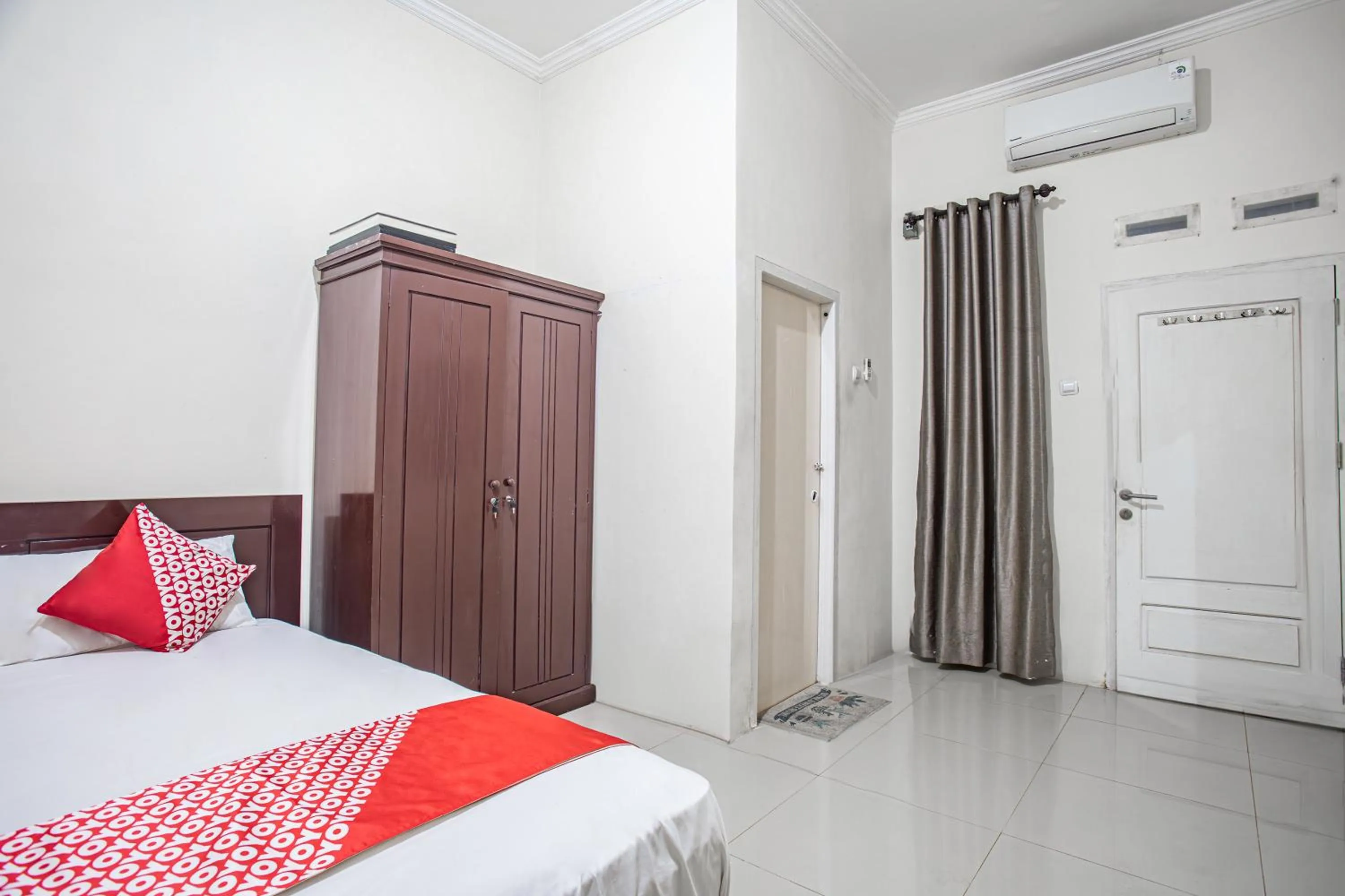 Hotel O Almahyra Guest House Syariah
