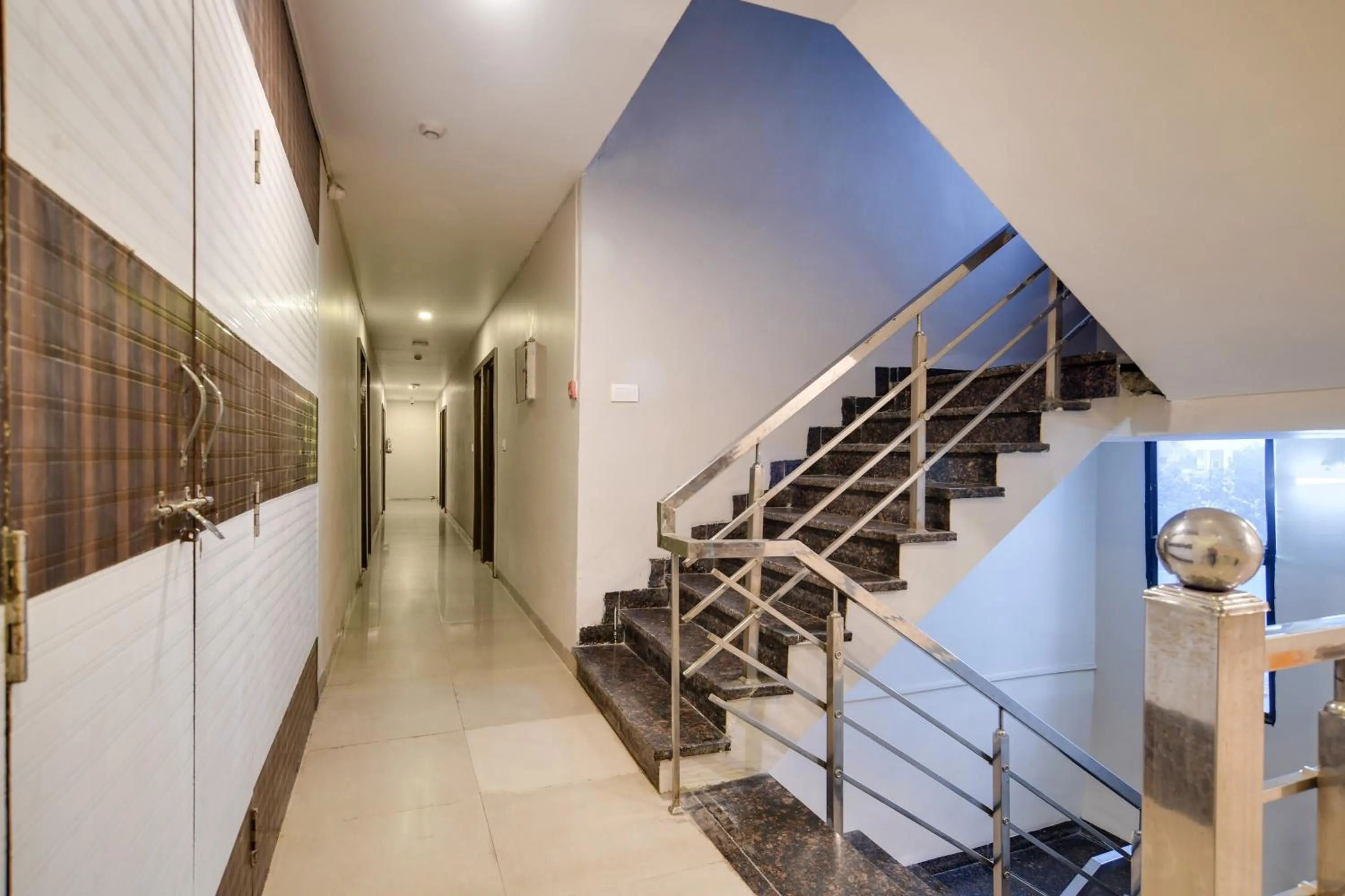 Lobby or reception in Townhouse Prime Stay