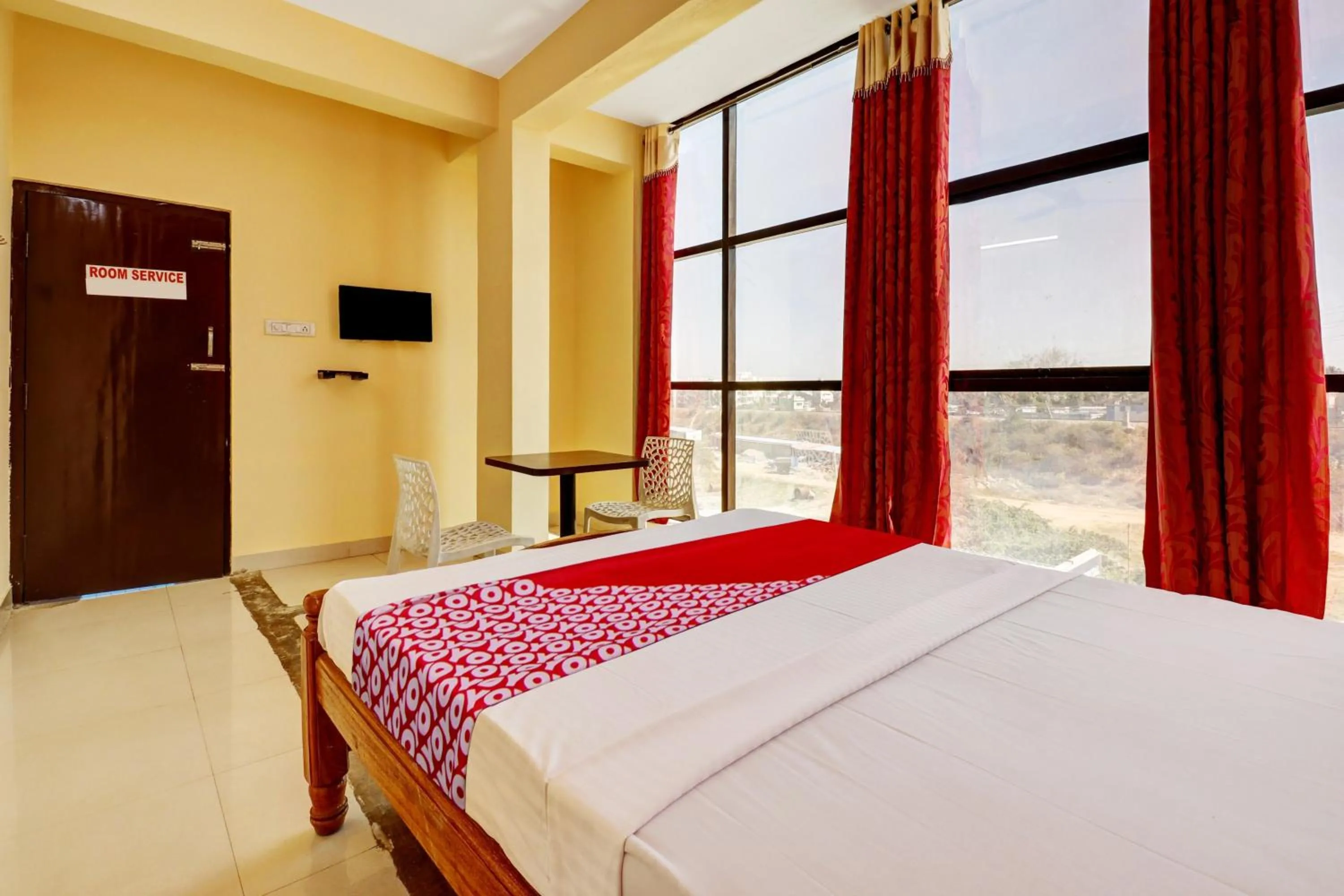 Bedroom, Bed in Hotel O S.L.V Boarding & Lodging