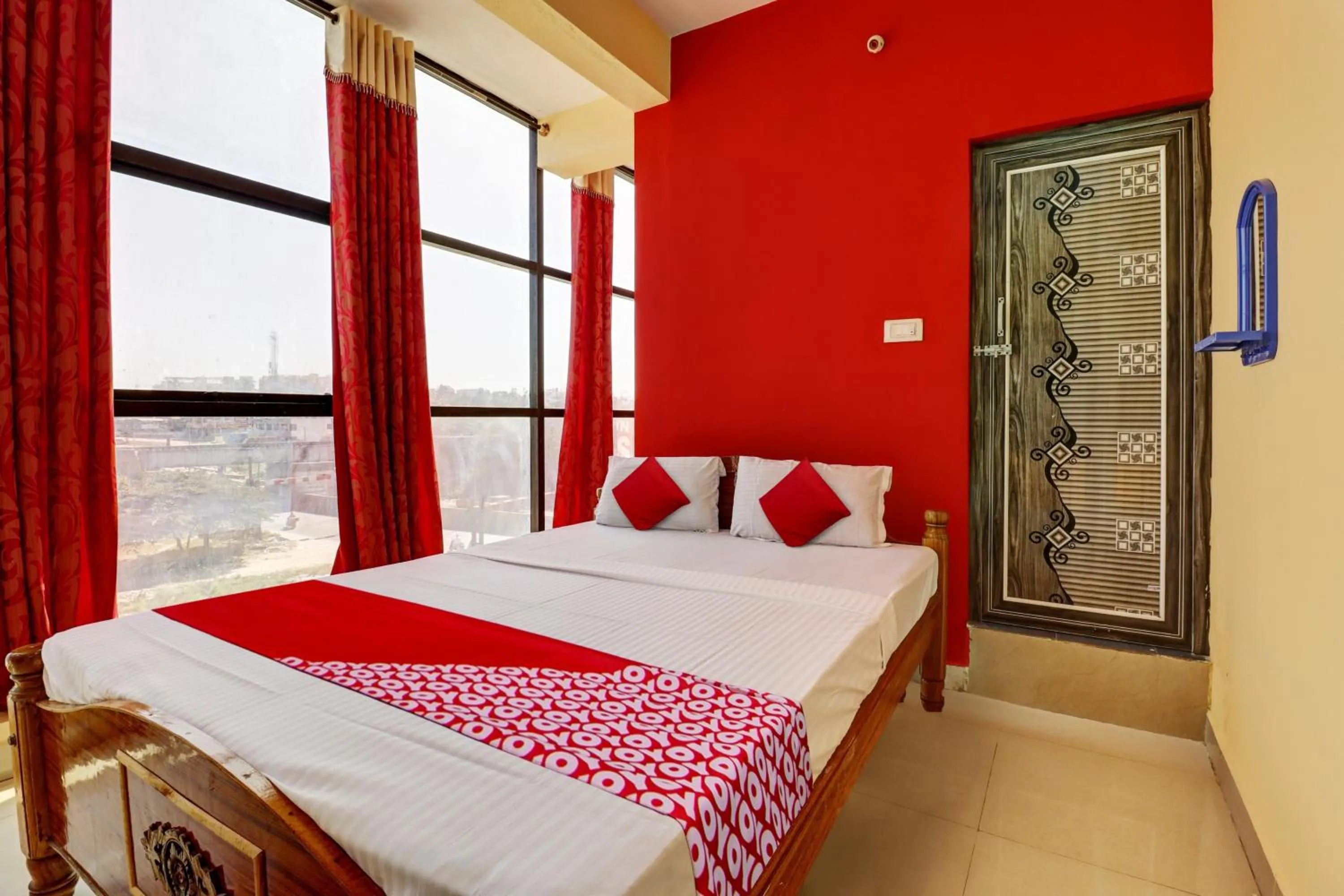 Bedroom, Bed in Hotel O S.L.V Boarding & Lodging