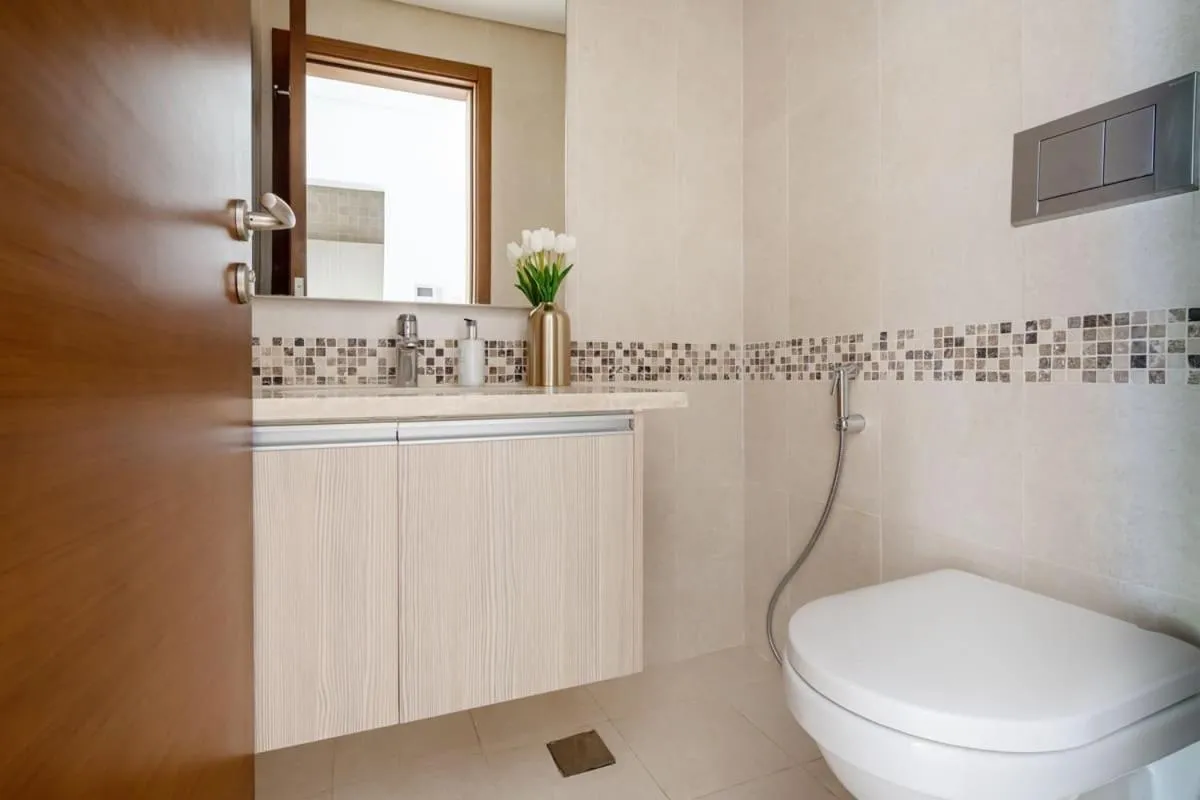 Bathroom in Frank Porter - Ansam Building 1 - Yas Island