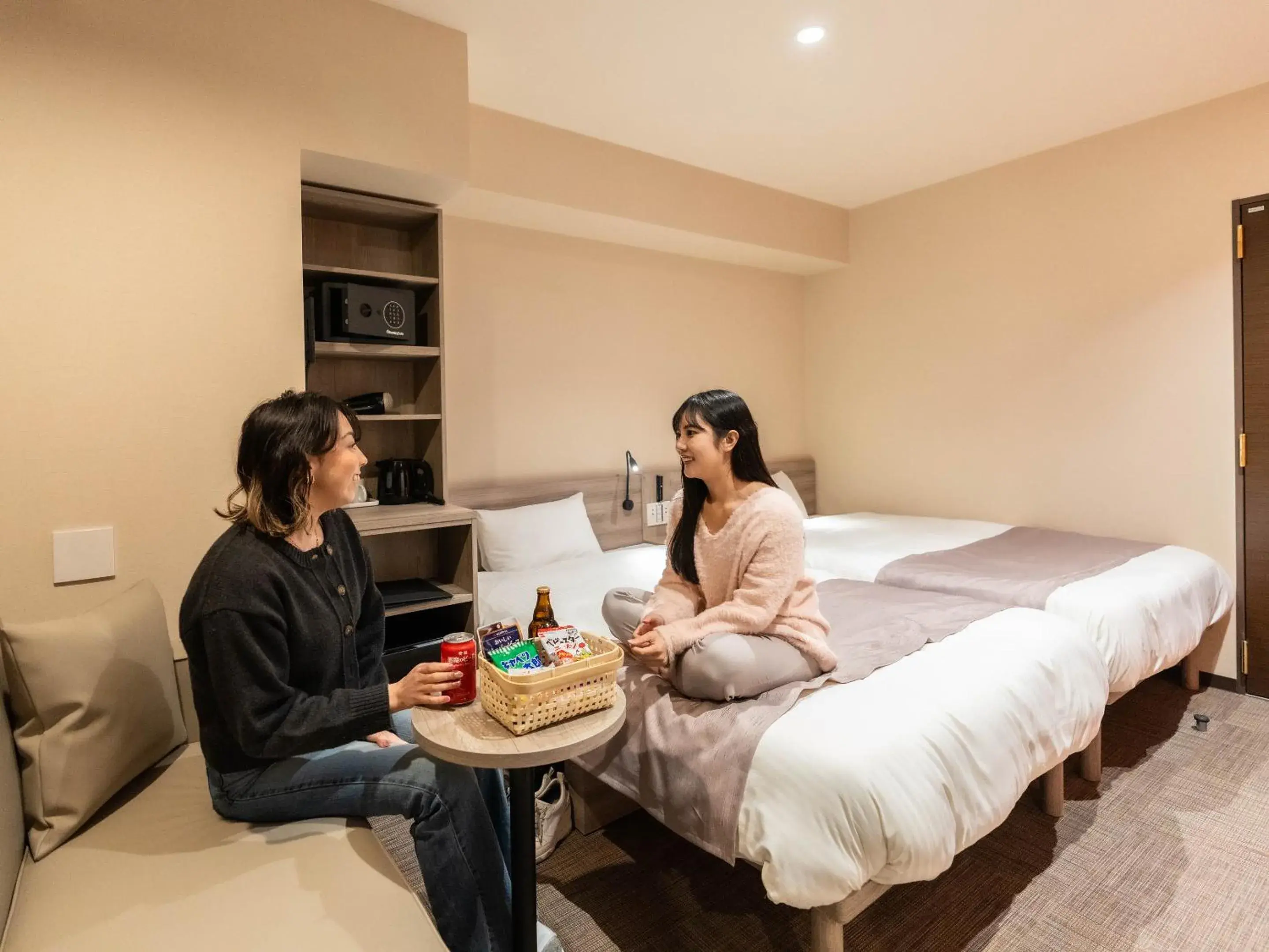 Comfort Twin Room in Hotel Sanrriott Shinsaibashi Comfort Twin Room in Hotel Sanrriott Shinsaibashi