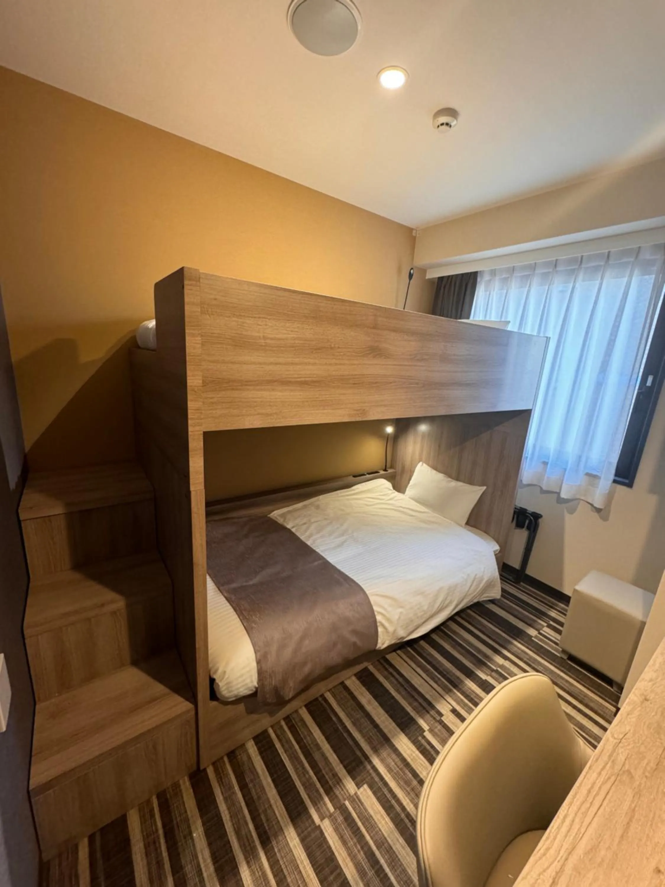 Photo of the whole room, Bed in Hotel Sanrriott Shinsaibashi