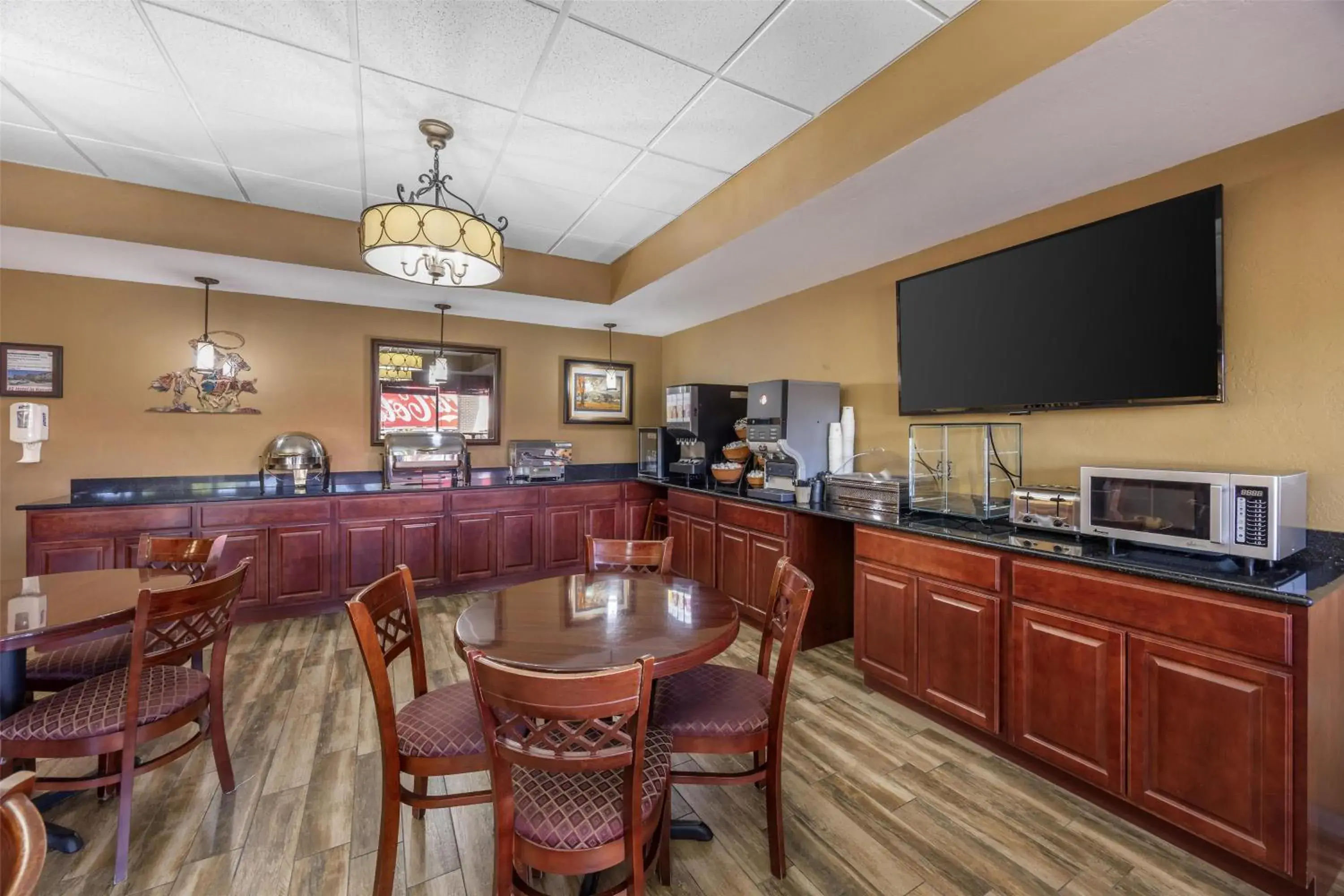 Restaurant/places to eat in Best Western North Edge Inn Restaurant/places to eat in Best Western North Edge Inn