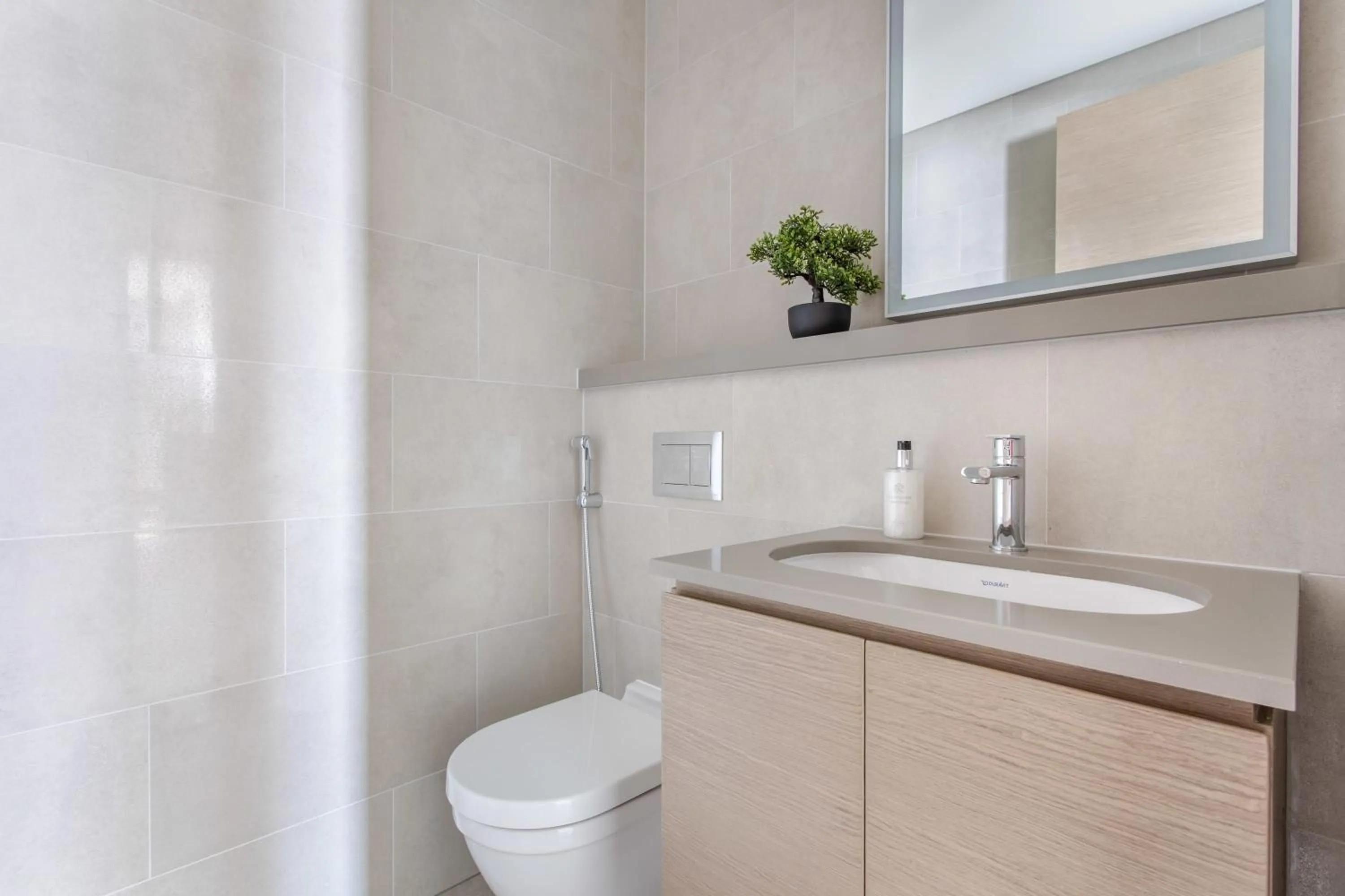 Frank Porter - Sobha Hartland Waves Grande