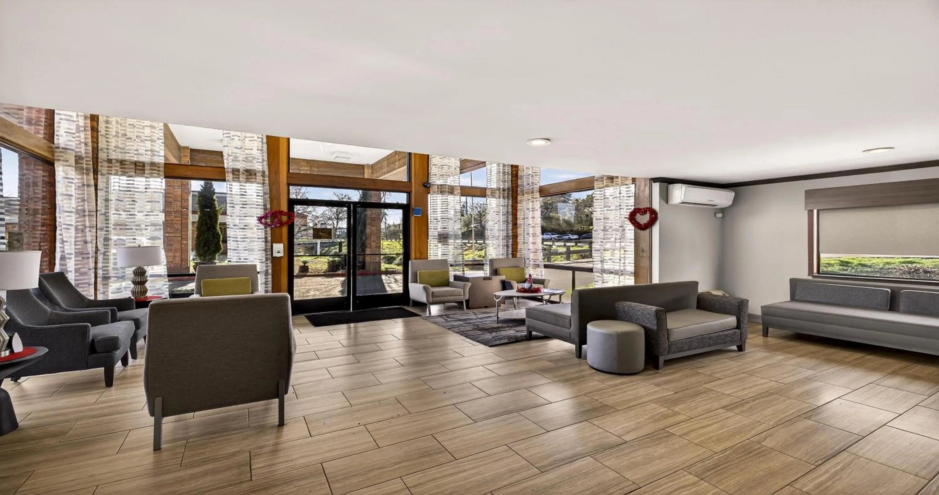 Lobby or reception in Best Western Amador Inn