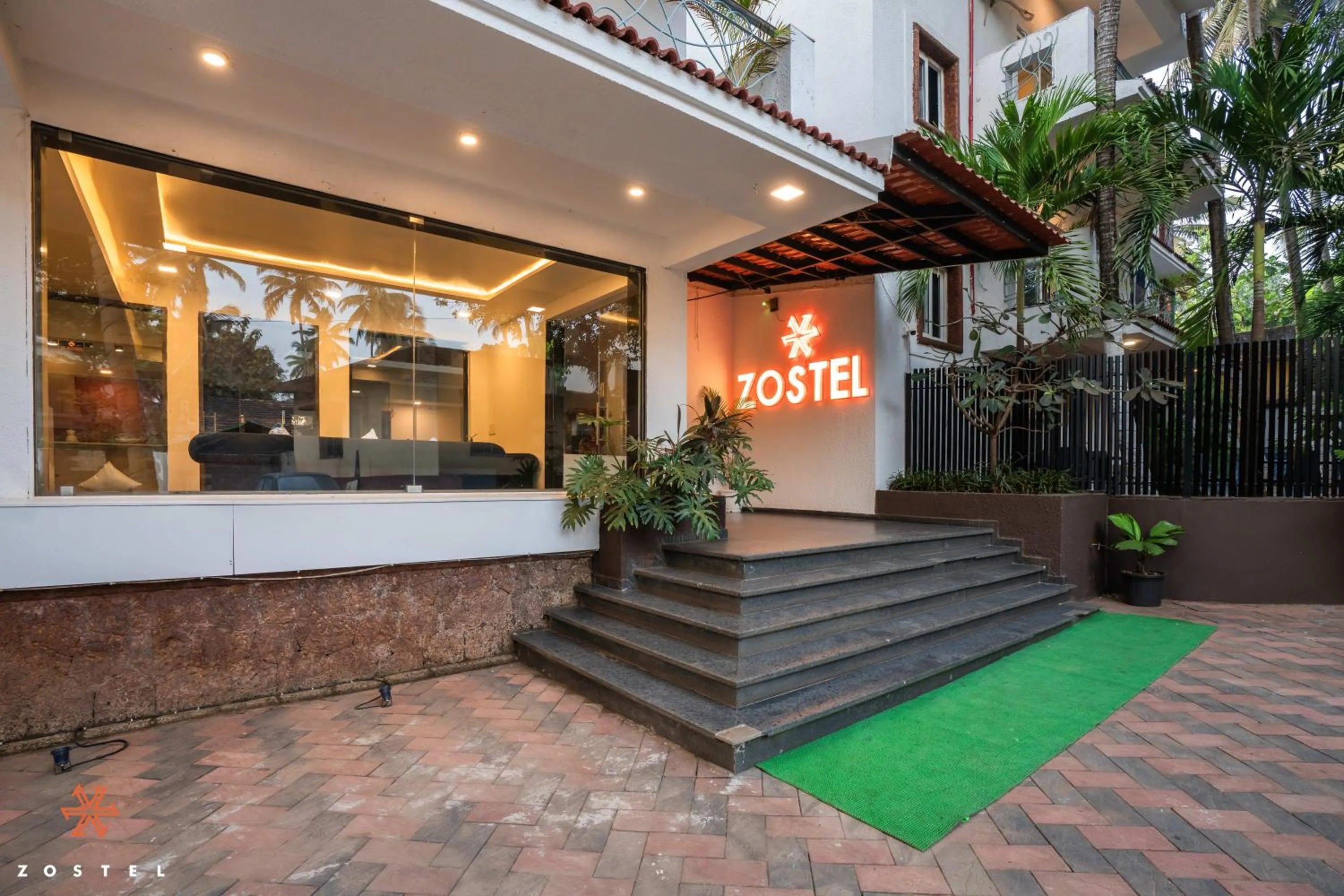 Facade/entrance in Zostel Goa (Anjuna)