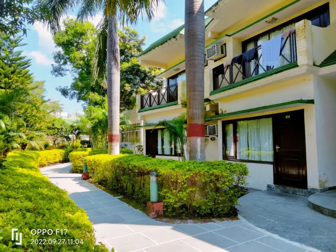 Garden in Maya The Forest Resort Garden in Maya The Forest Resort