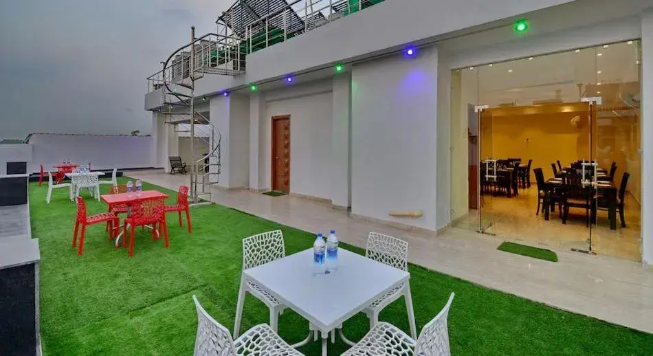 Restaurant/places to eat in Maya The Forest Resort Restaurant/places to eat in Maya The Forest Resort