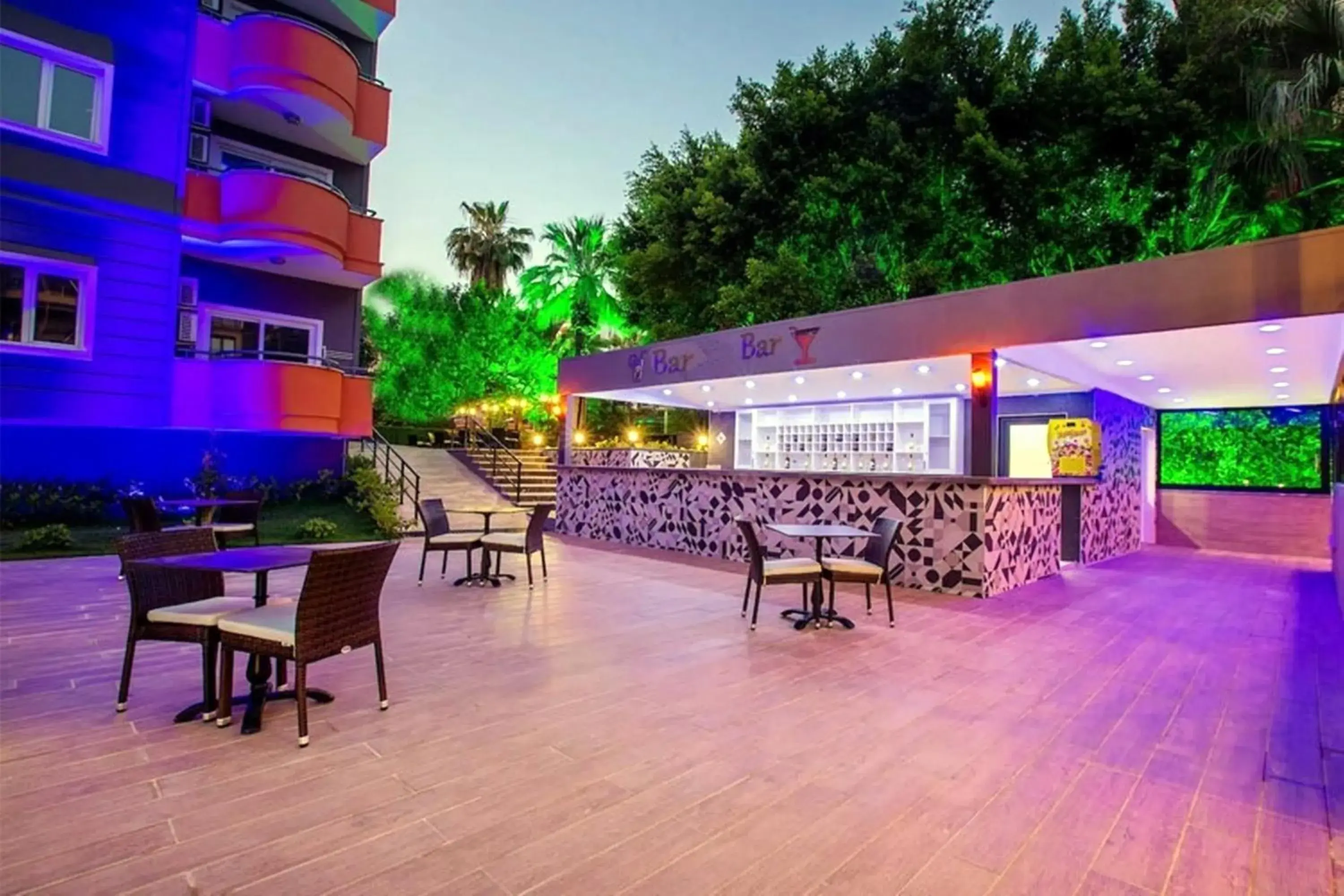 Lounge or bar in Grand Alisa Hotel (Ex. Royalisa Hotel) Lounge or bar in Grand Alisa Hotel (Ex. Royalisa Hotel)