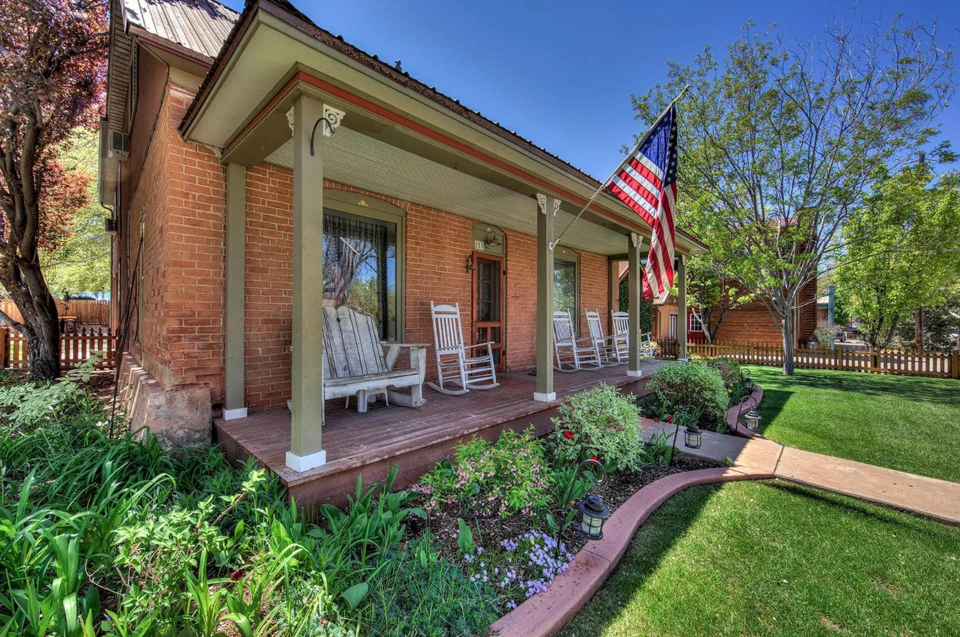 Cali Cochitta Vacation Rentals