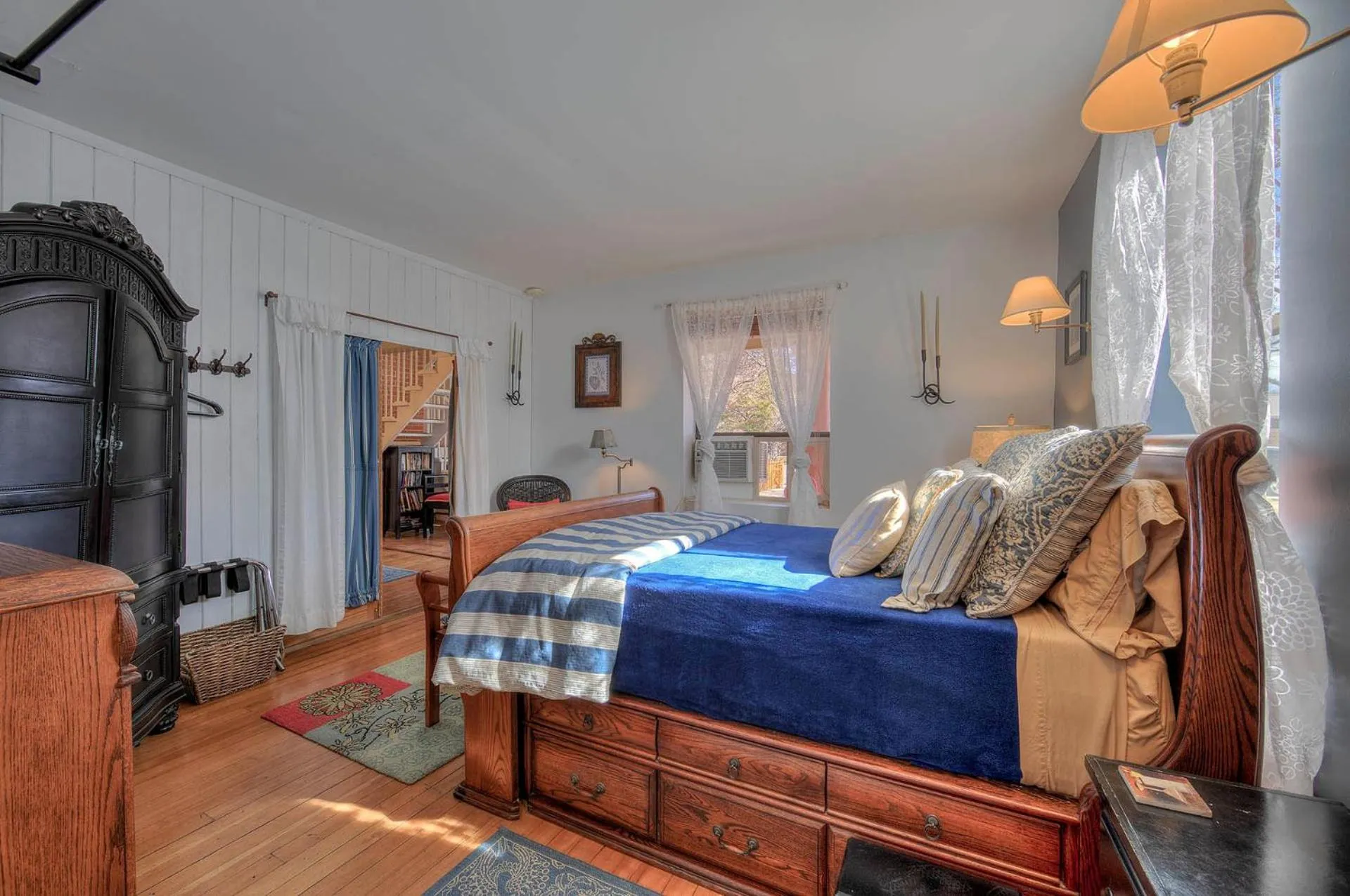 Bed in Cali Cochitta Vacation Rentals