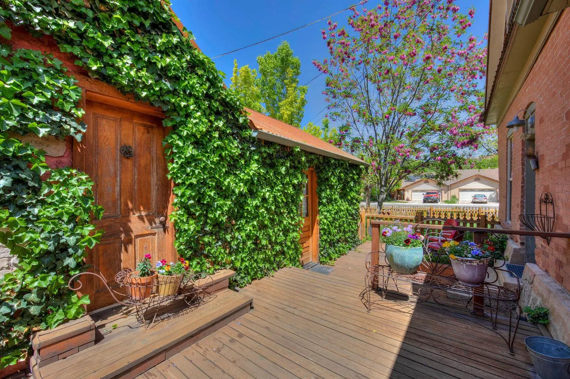 Cali Cochitta Vacation Rentals