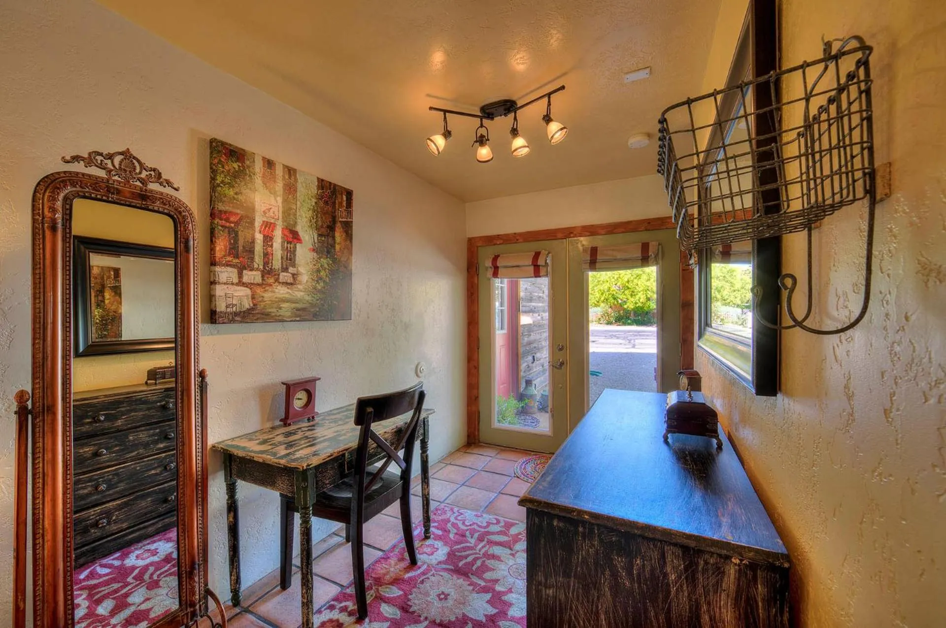 Cali Cochitta Vacation Rentals