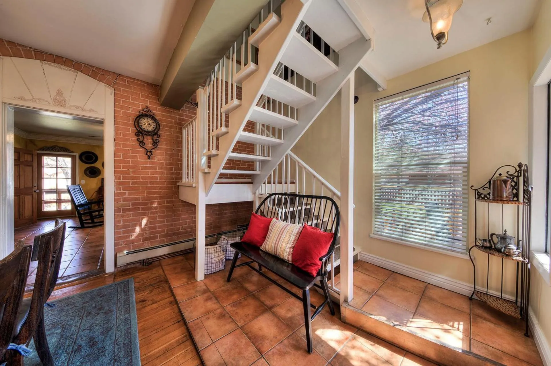 Cali Cochitta Vacation Rentals