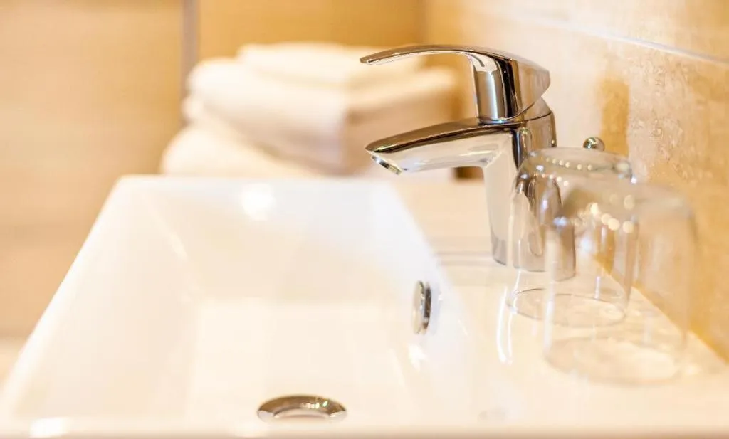 Bathroom in Hotel Friese