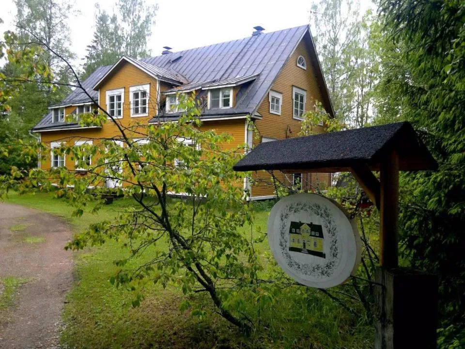 Property building in Hiekkaranta Bed & Breakfast